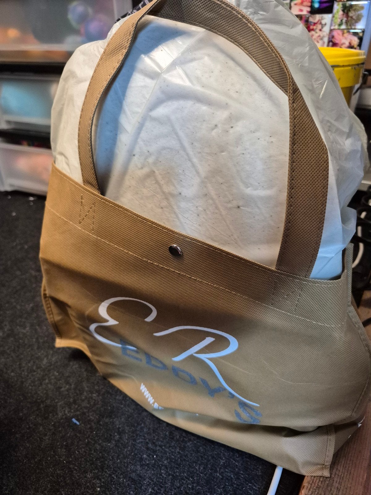 Tas vol gratis spullen, Diversen, Ophalen