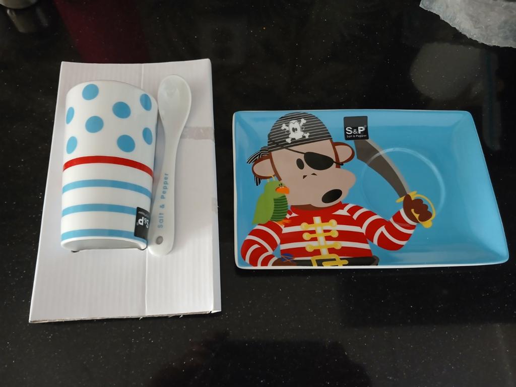 Salt & Pepper Piraten Servies Set - Bord, Beker, Lepel, Keramiek, Nieuw, Ophalen of Verzenden, Overige stijlen