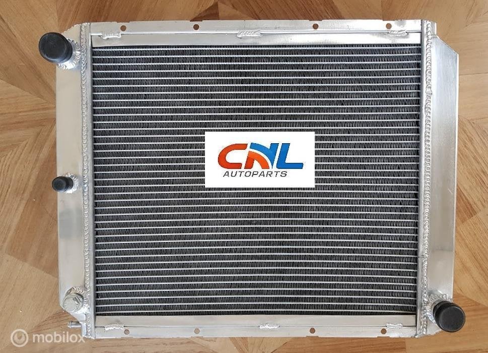 Radiateur Volvo 240/242/244/245/264/265/740/745/760/780/940/, Nieuw, Ophalen of Verzenden