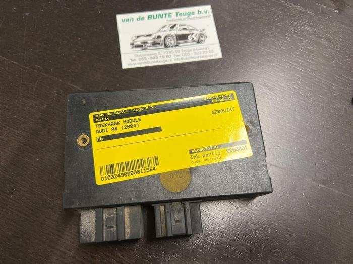 Trekhaak Module van een Audi A8, Gebruikt, -, -, -