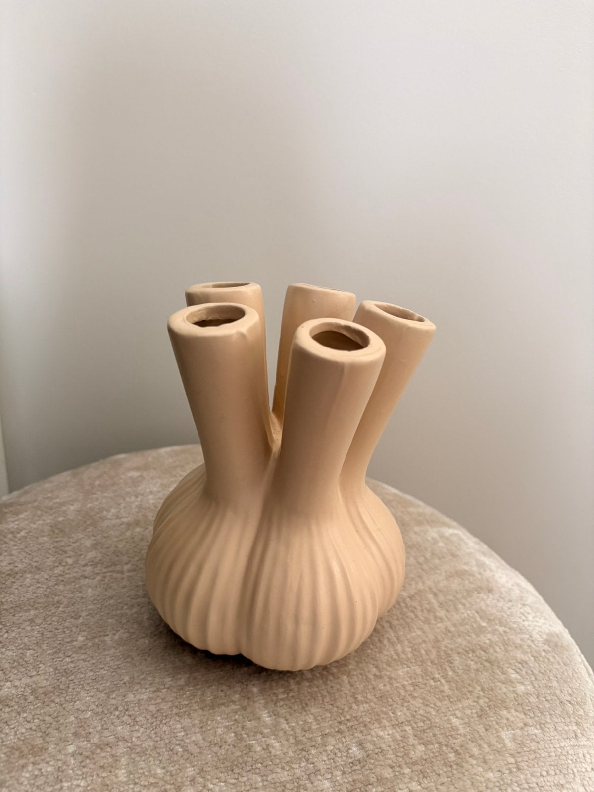 DK design vaasje sand 15 cm hoog, Beige, Zo goed als nieuw, Steen/keramiek, 15 cm