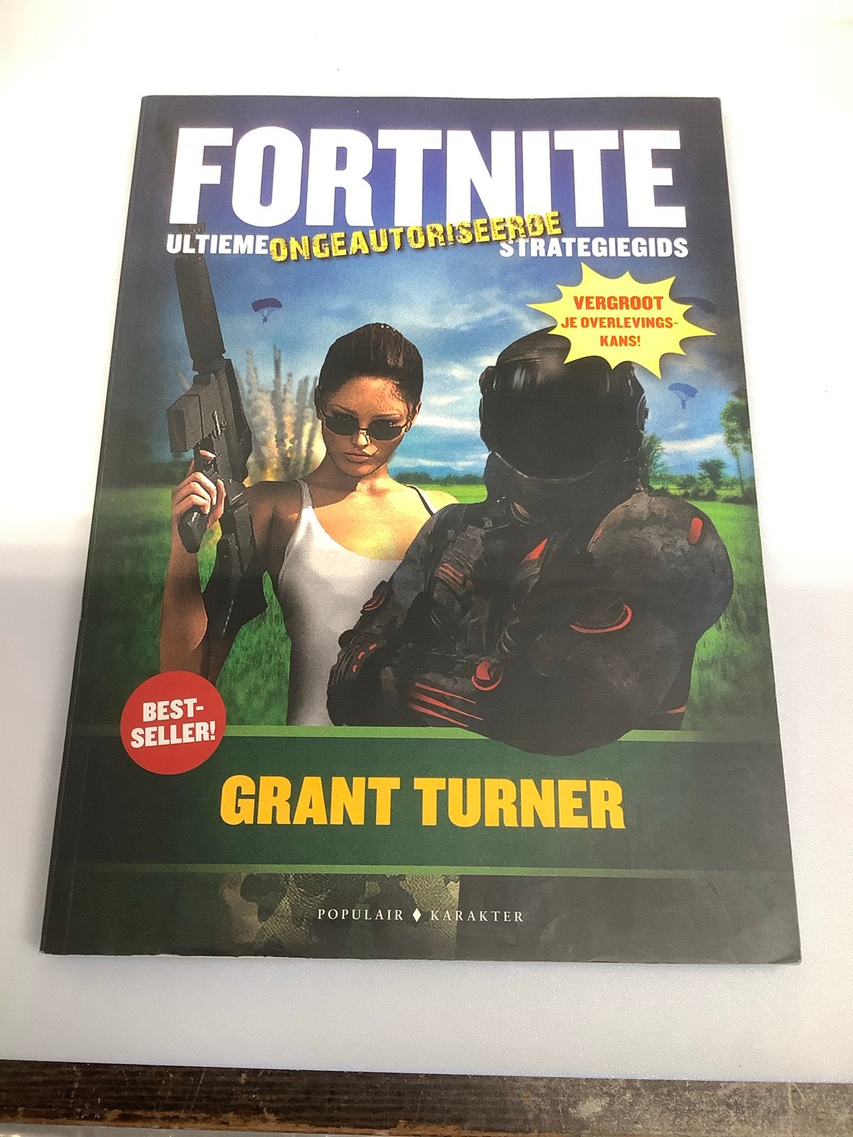 Fortnite Ultieme Ongeautoriseerde Strategiegids - Grant Turn, Ophalen of Verzenden, Zo goed als nieuw
