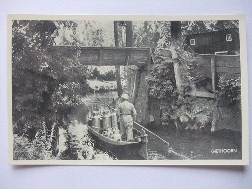 P318 Giethoorn - Boot met melkbussen, Verzenden, 1940 tot 1960, Ongelopen, Overijssel