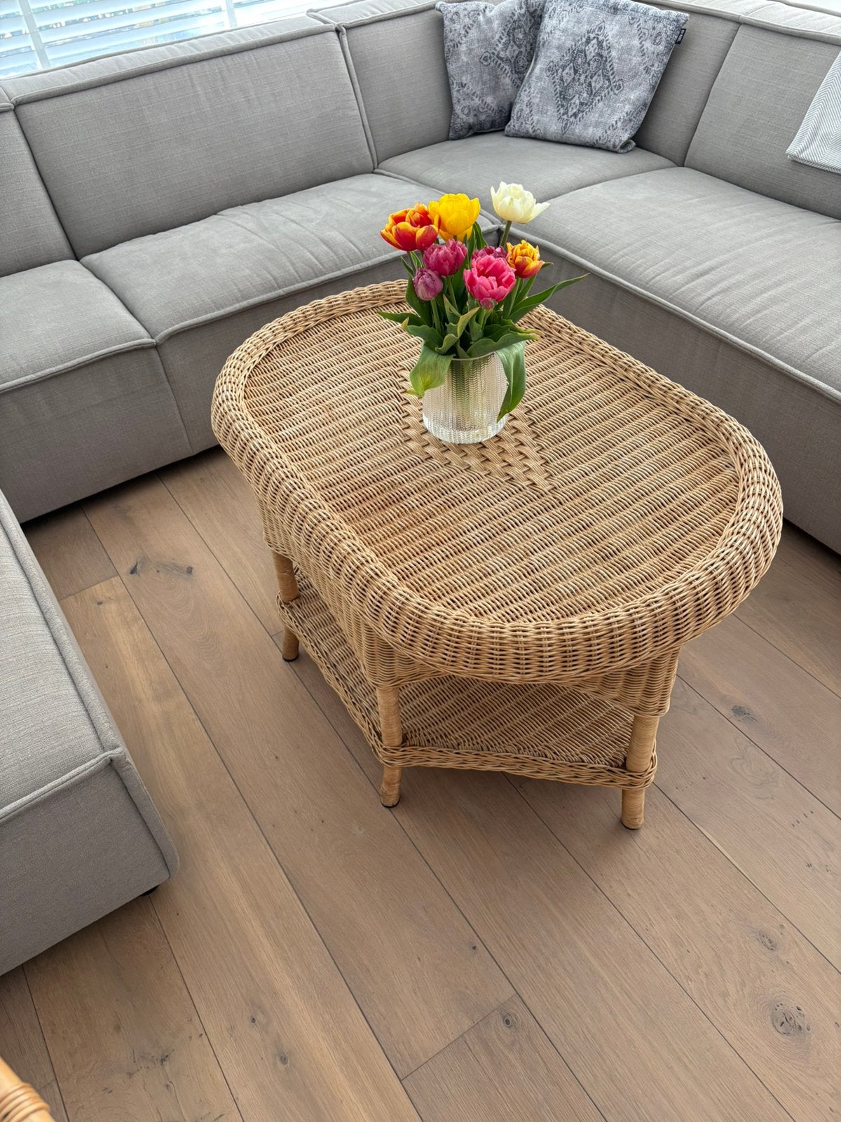 Rotan/rieten vintage tafel, Ophalen, Zo goed als nieuw, Overige materialen