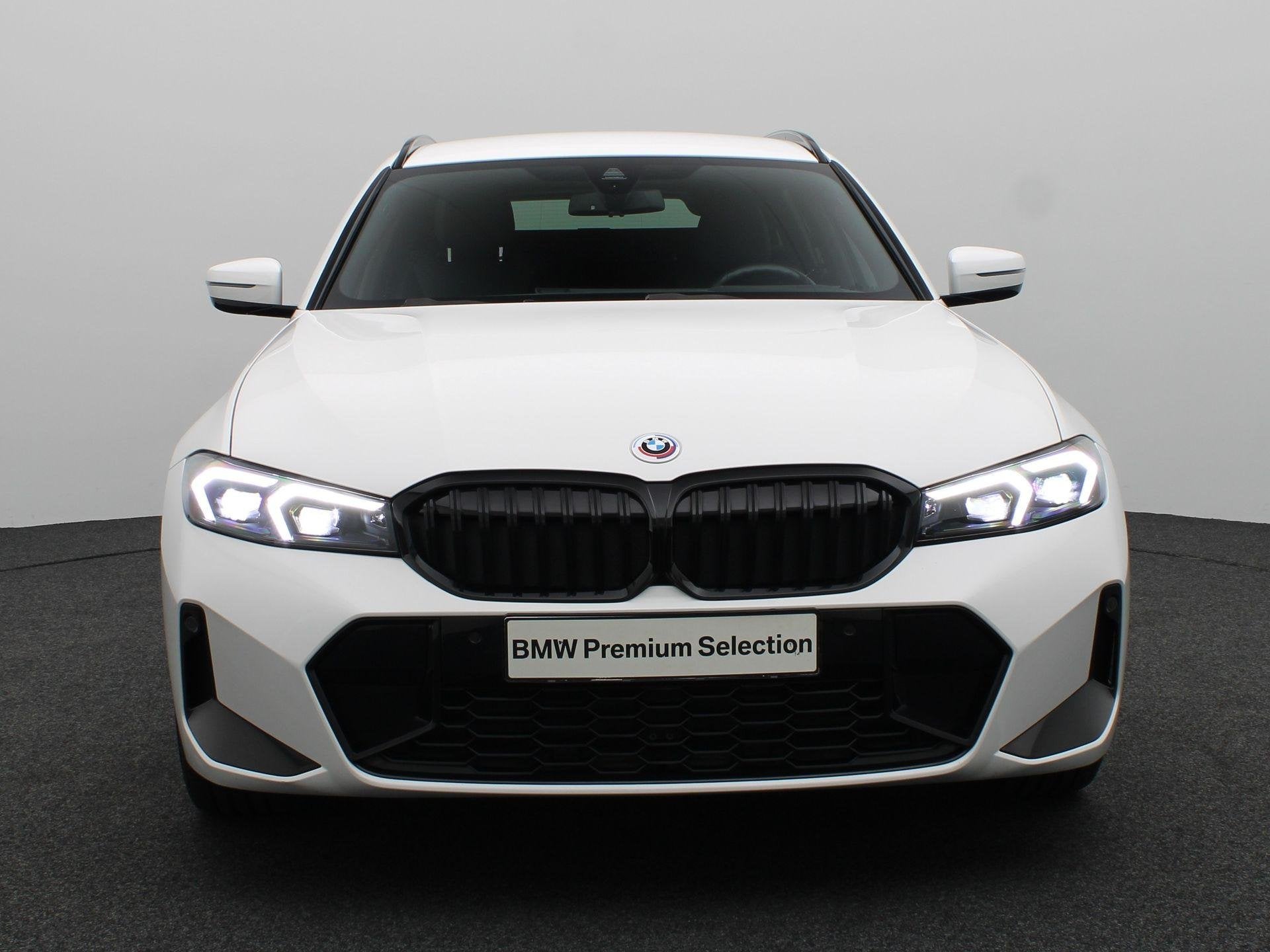 BMW 3 Serie Touring 330e xDrive M Sportpakket Pro | Innovati, Auto's, 1998 cc, Gebruikt, 4 cilinders, Met garantie (alle)