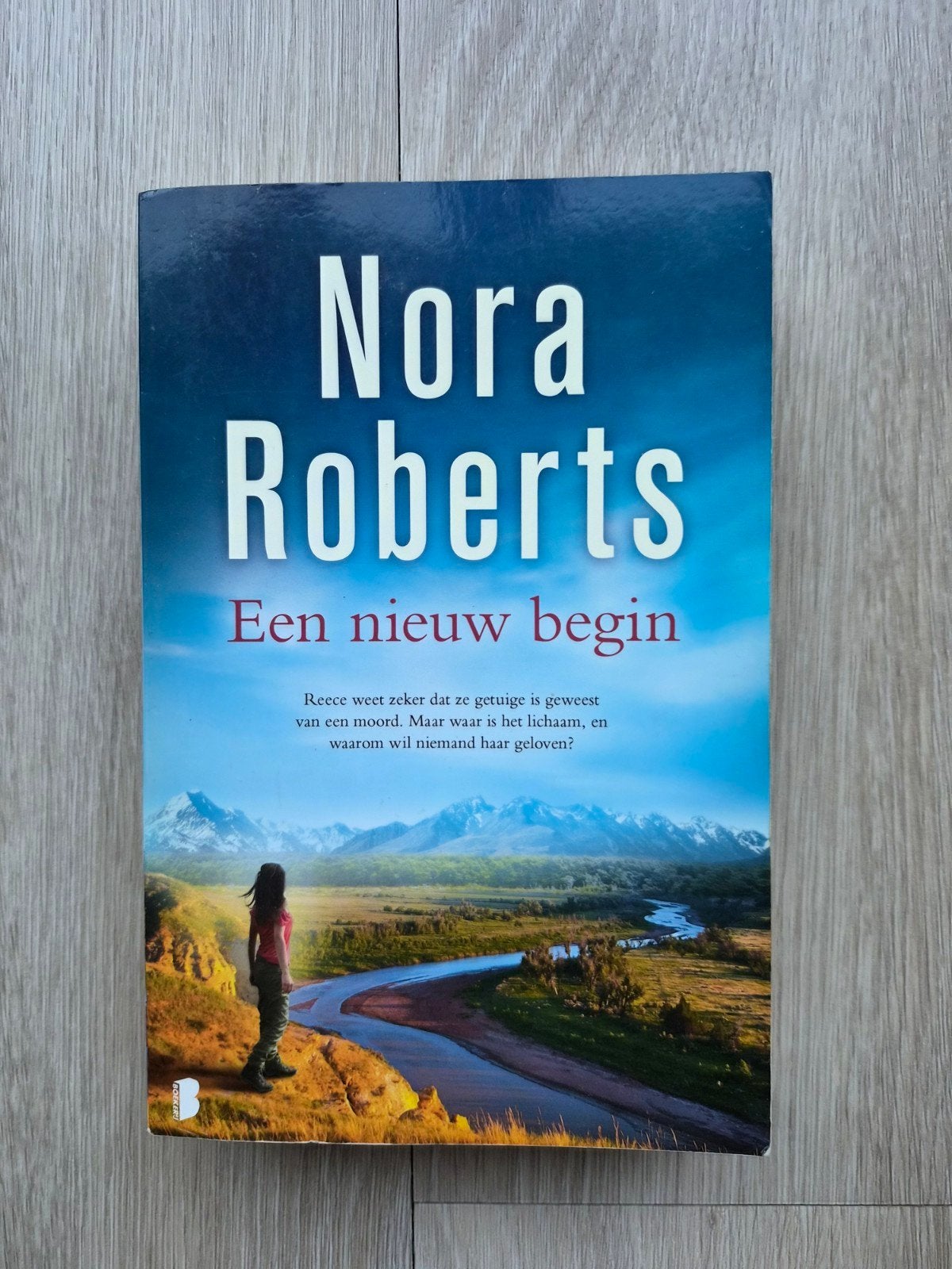 Nora Roberts - Een nieuw begin, Ophalen of Verzenden, Gelezen, Nora Roberts
