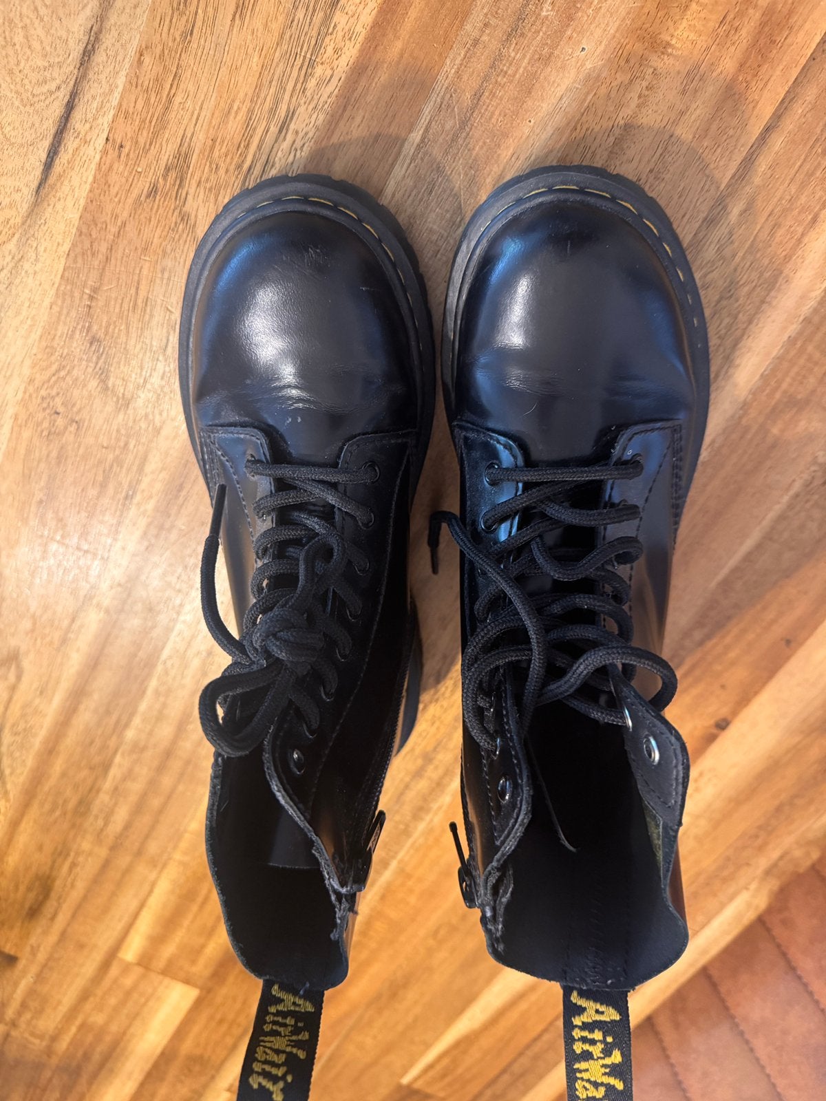 Dr martens en Allstars ik goede staat, Kinderen en Baby's, Kinderkleding | Schoenen en Sokken, Ophalen of Verzenden, Zo goed als nieuw