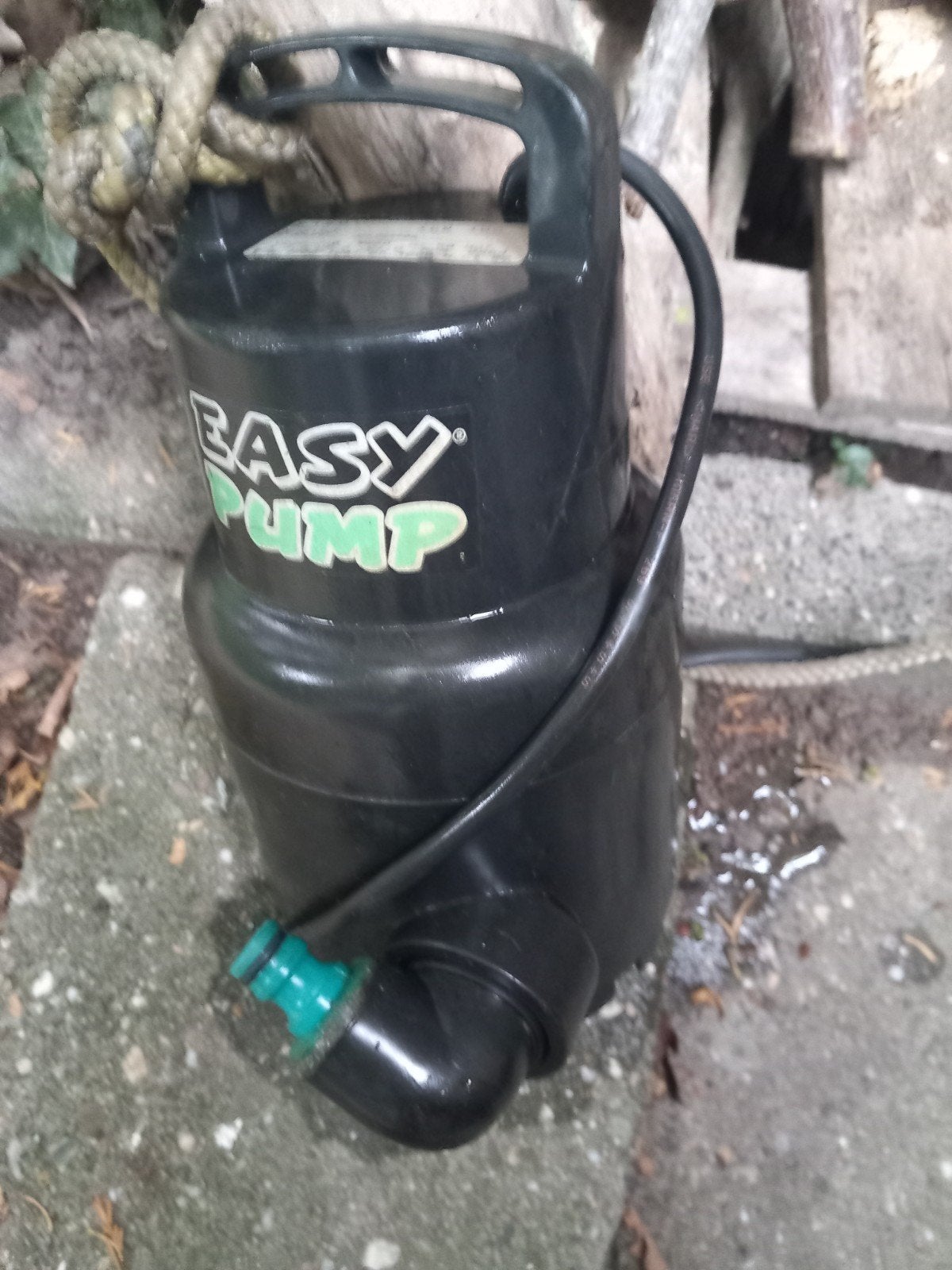 Easy Pump Dompelpomp SUB 300 - Klokpomp, Tuin en Terras, Ophalen of Verzenden, Gebruikt, Elektrisch, Dompelpomp