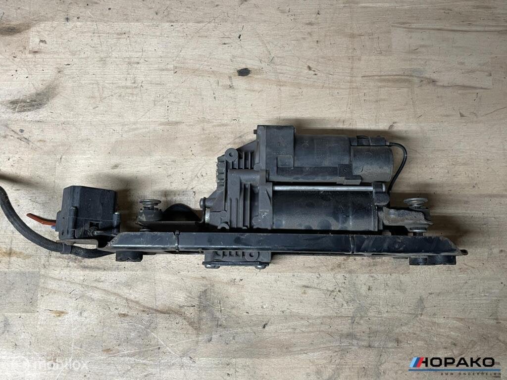 Luchtvering compressor BMW 5 serie E61, Auto-onderdelen, Gebruikt, Einsteinlaan 5 rijswijk, Bmw, Ophalen of Verzenden