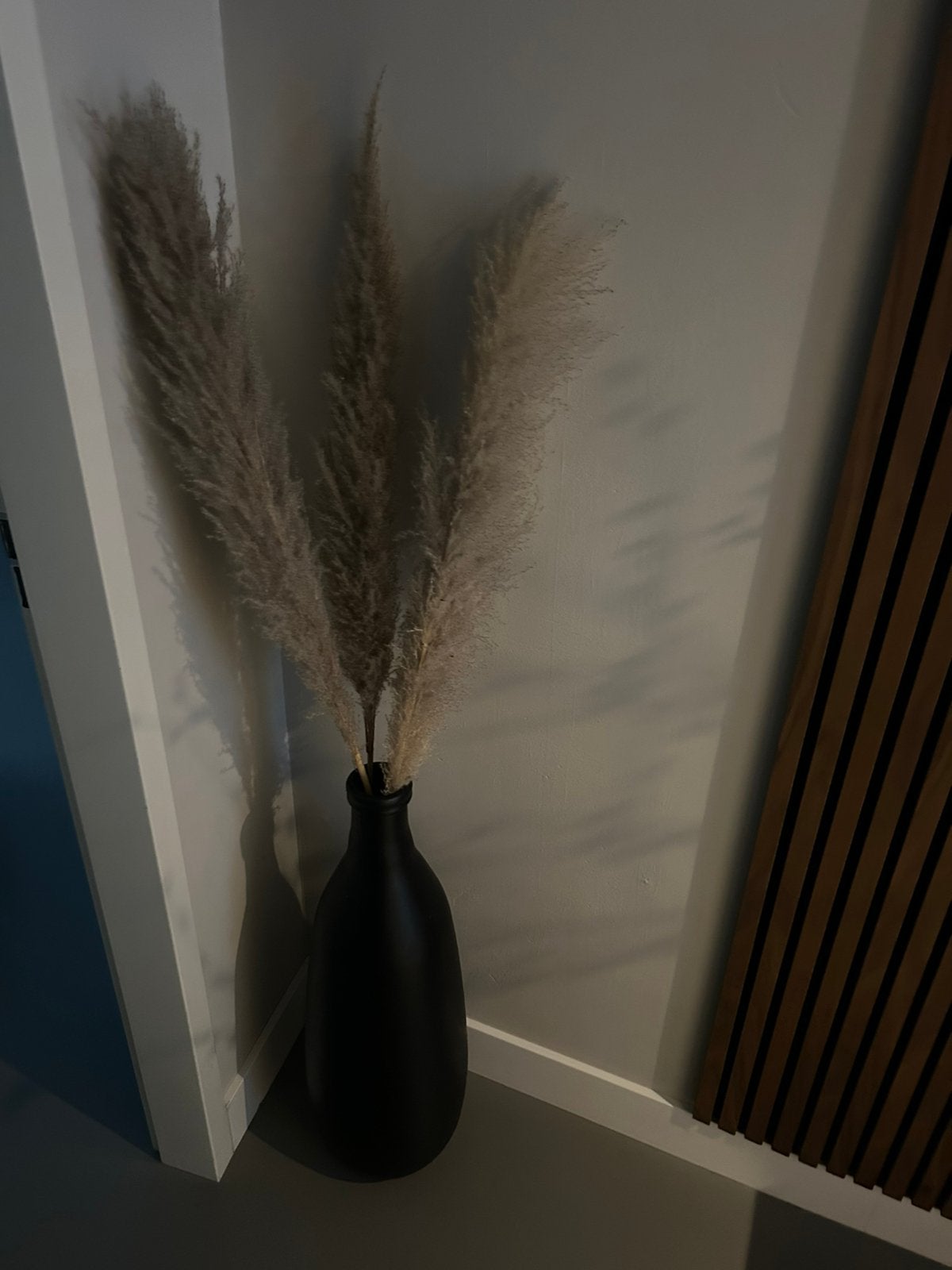 Mooie grote vaas met droogtakken, Overige kleuren, Ophalen of Verzenden, Minder dan 50 cm, Glas