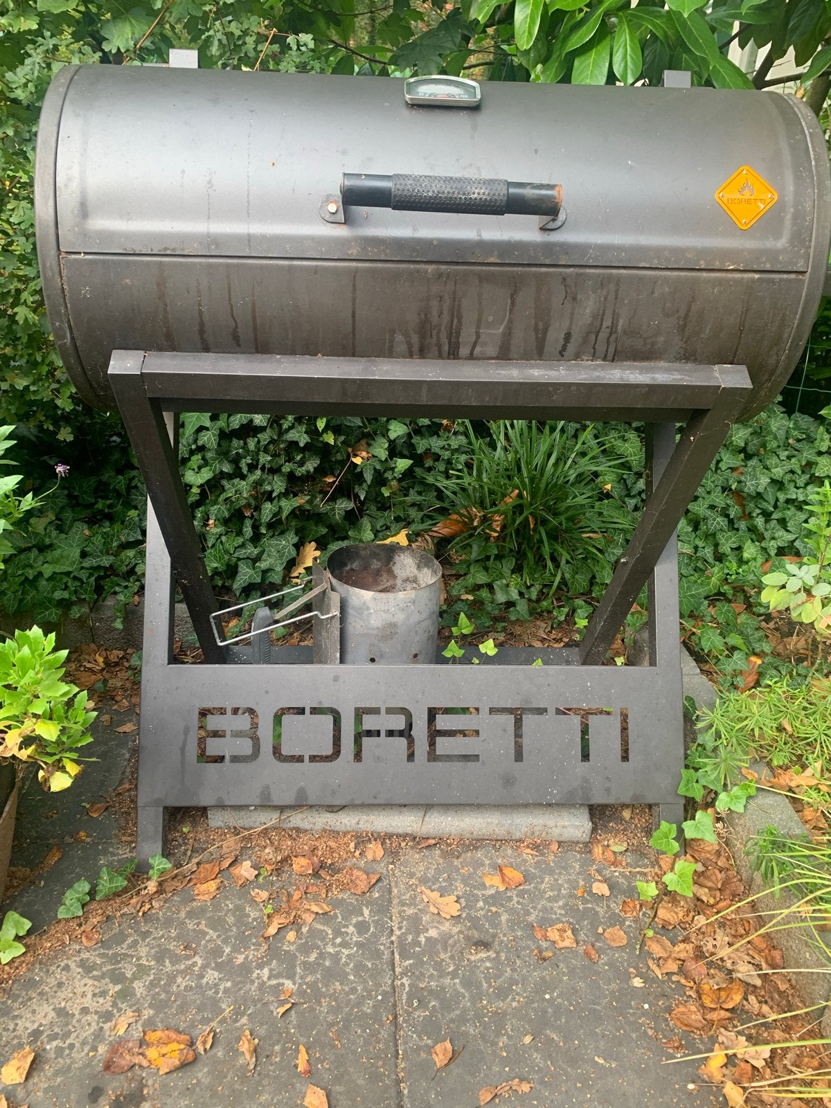 Boretti houtskool BBQ met grill en bakplaat, Ophalen, Gebruikt