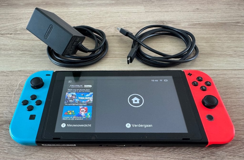 Nintendo Switch Set + Pro Controller, 128GB & 6 Topgames, Spelcomputers en Games, Spelcomputers | Nintendo Switch, Ophalen, Zo goed als nieuw