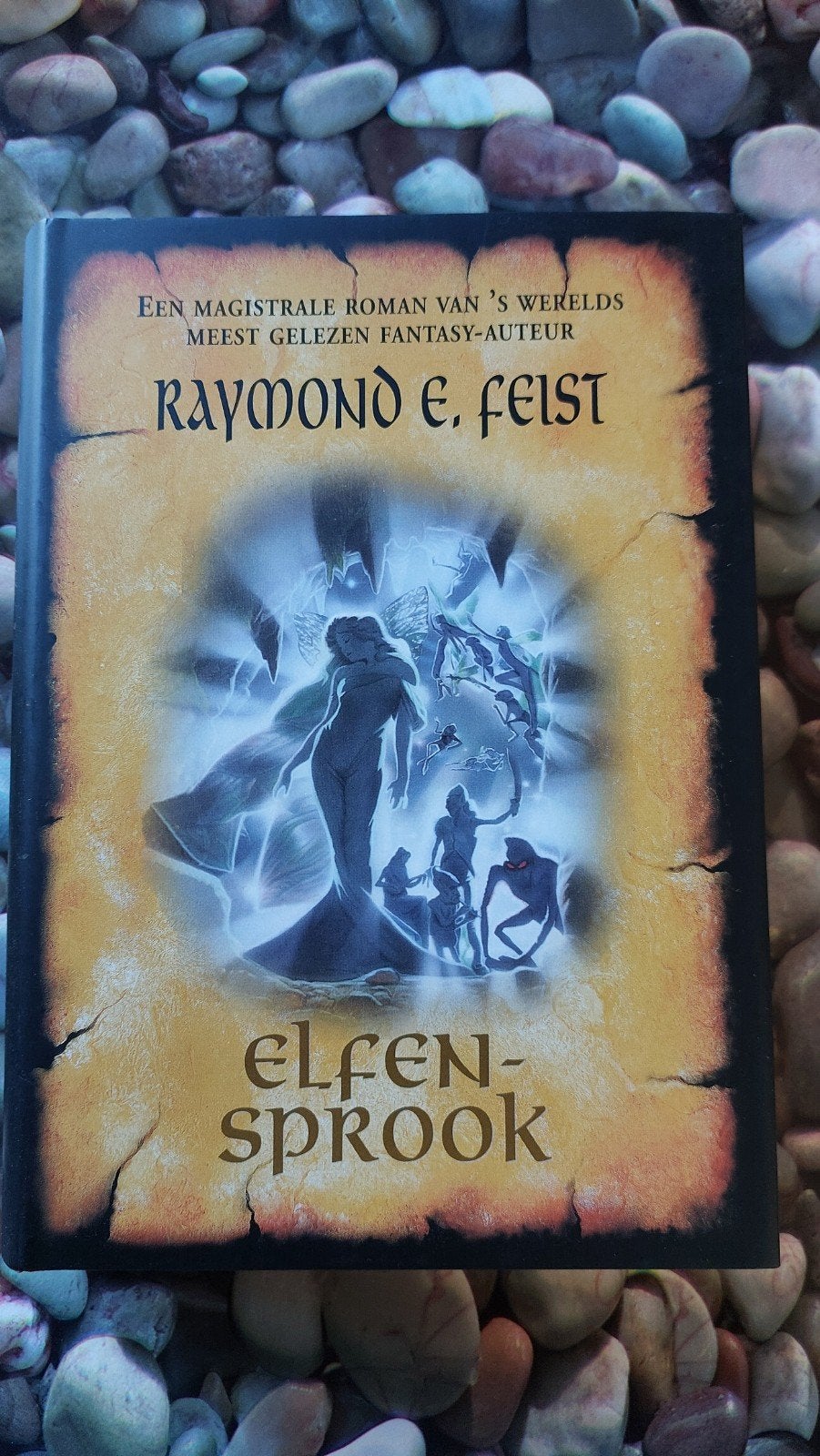 Elfen-Sprook - Raymond E. Feist (Fantasy Boek), Ophalen of Verzenden, Gelezen, Raymond E. Feist