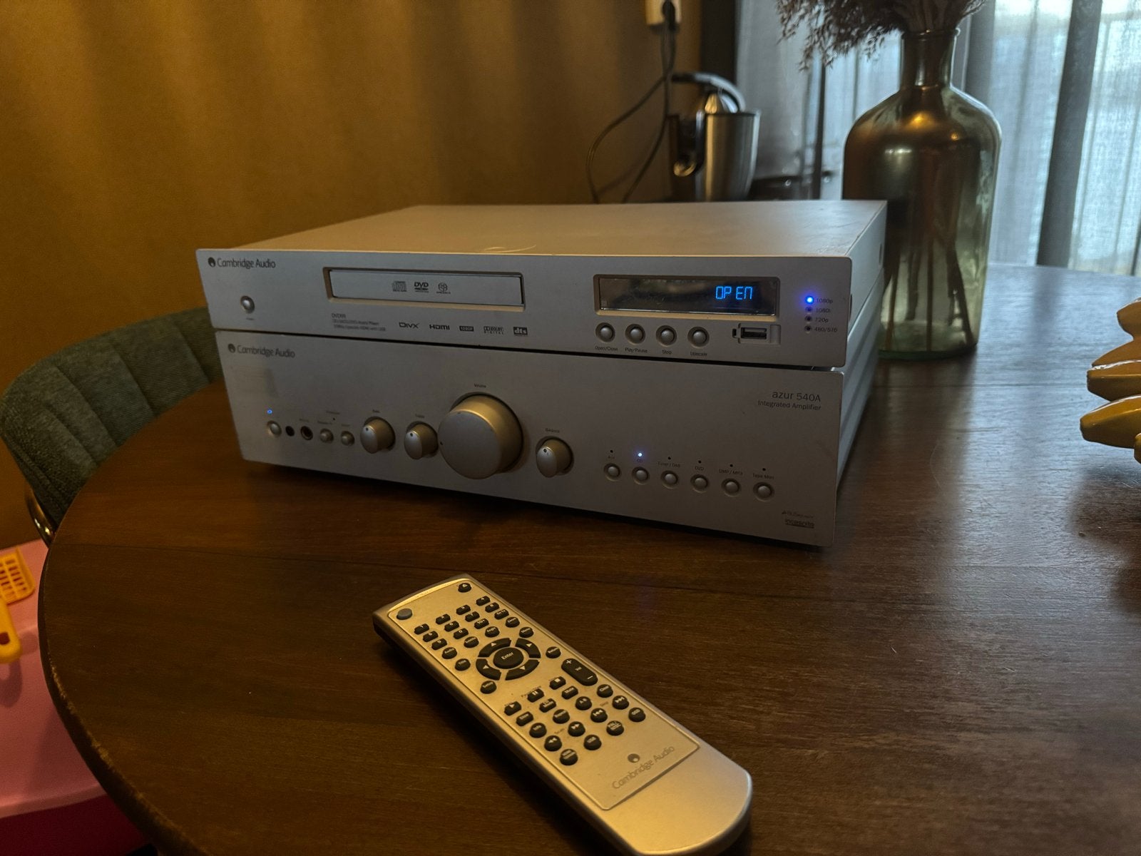 Cambridge Audio Azur 540A versterker en DVD speler, Overige merken, Gebruikt, Ophalen of Verzenden, 60 tot 120 watt