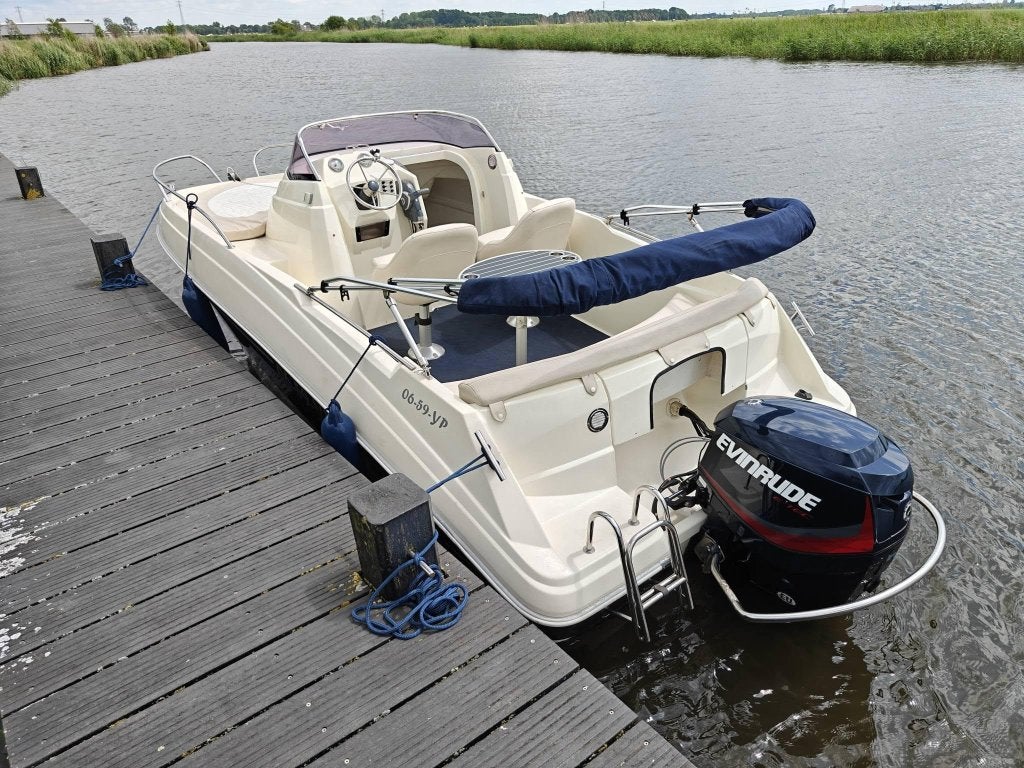 Prins 580 Sundeck - 130 pk Evinrude + Trailer | 65 km/u, Watersport en Boten, 70 pk of meer, Overige merken, Gebruikt, 6 m