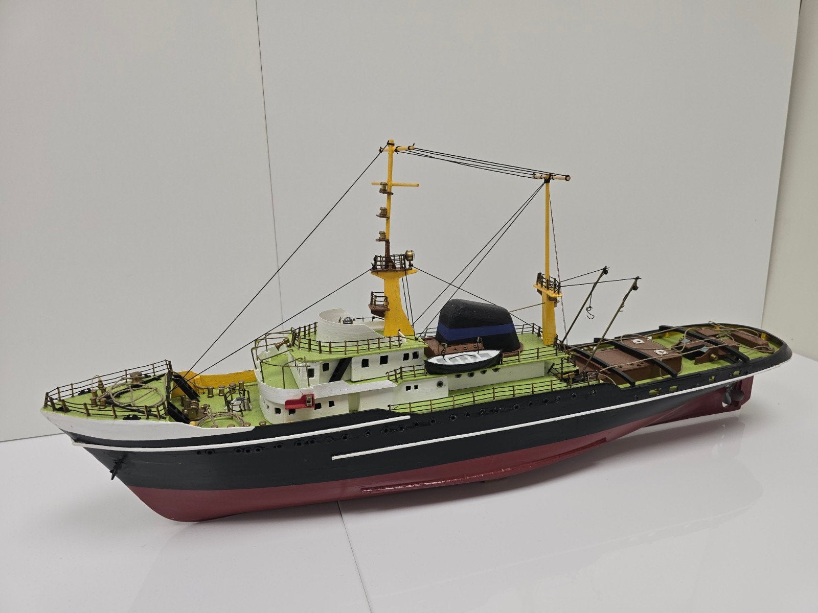 Modelboot - De Zwarte Zee, Hobby en Vrije tijd, Modelbouw | Boten en Schepen, Ophalen