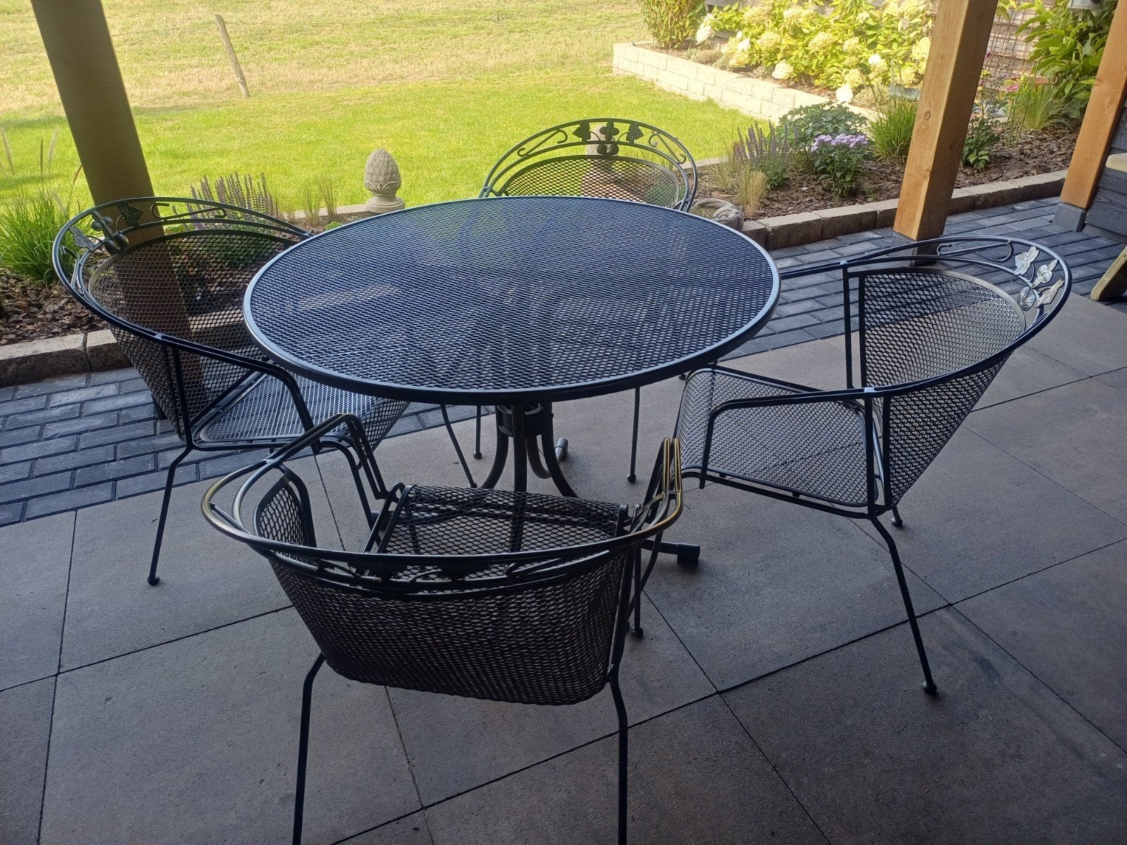 Zwarte metalen tuinset met 4 stoelen en ronde tafel, Tuin en Terras, Tuinsets en Loungesets, Ophalen, Gebruikt, Tuinset, Overige materialen