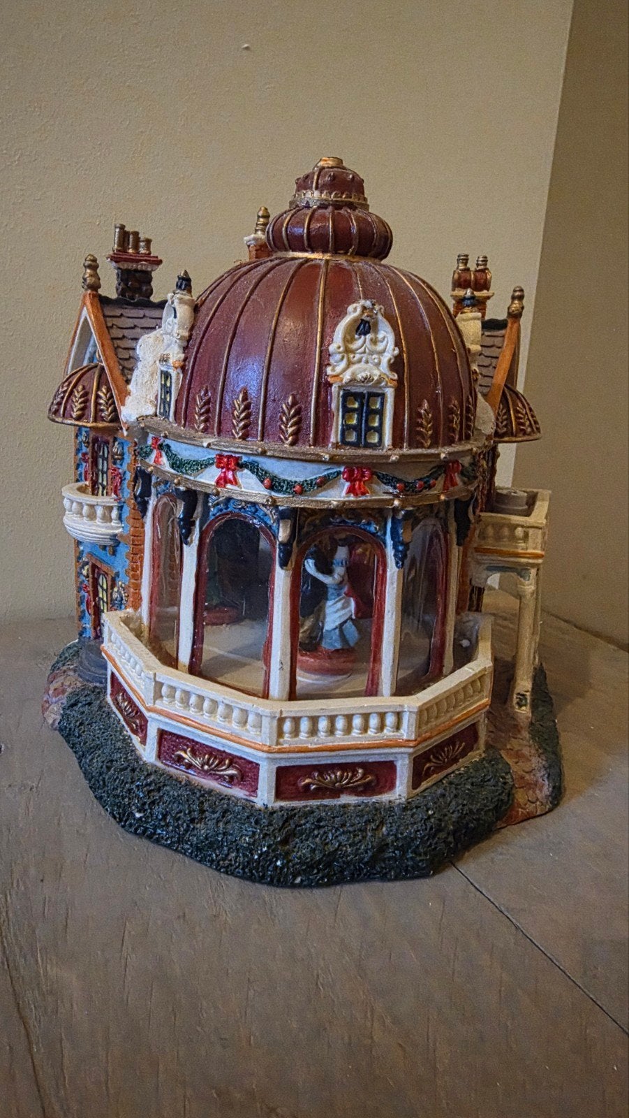 Kersthuisje ballroom, Diversen, Ophalen, Zo goed als nieuw