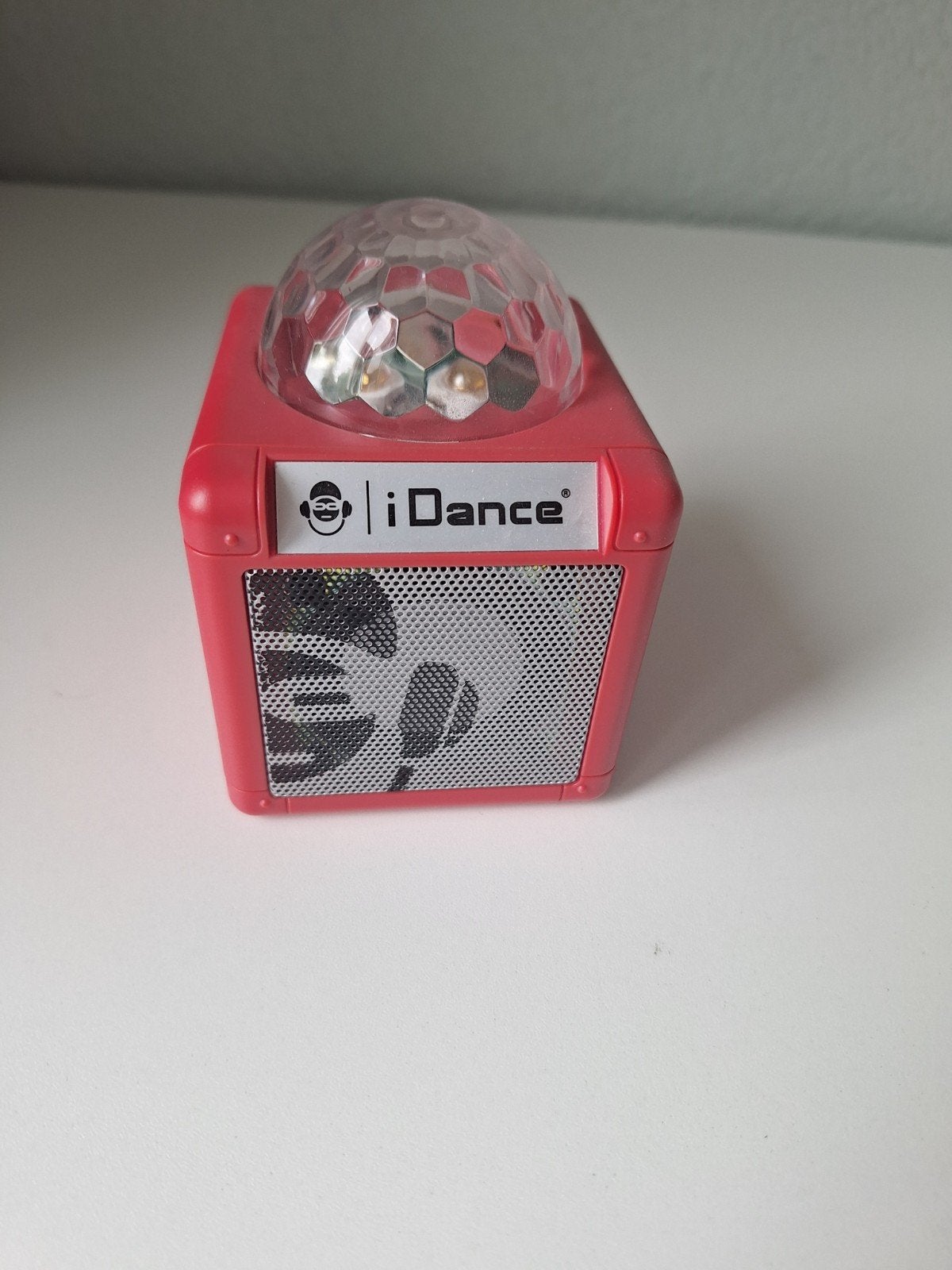 iDance Soundcube - muziekbox voor kinderen speelgoed, + led, Overige merken, AUX-ingang, Ophalen of Verzenden, Zo goed als nieuw