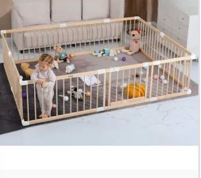 Grote houten grondbox voor baby's - Massief en veilig, Kinderen en Baby's, Ophalen of Verzenden, Zo goed als nieuw, Rechthoekig