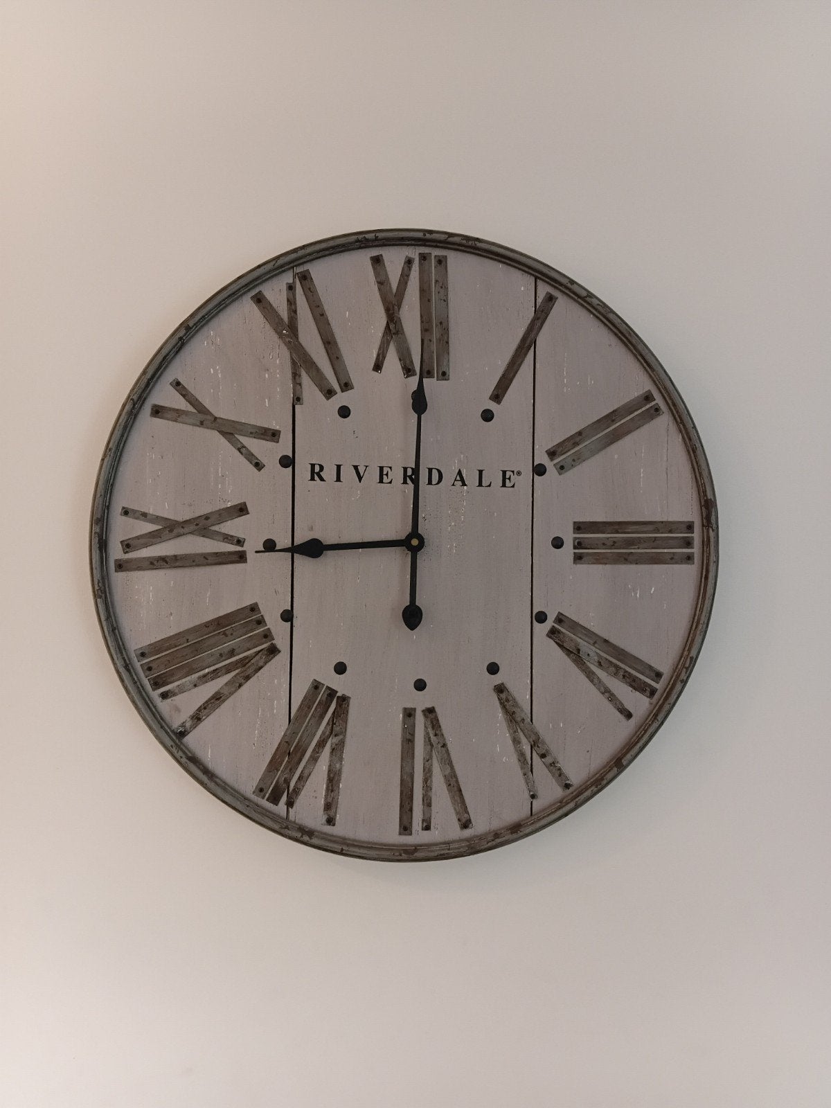 Grote Riverdale wandklok - Landelijke stijl, Ophalen of Verzenden, Wandklok