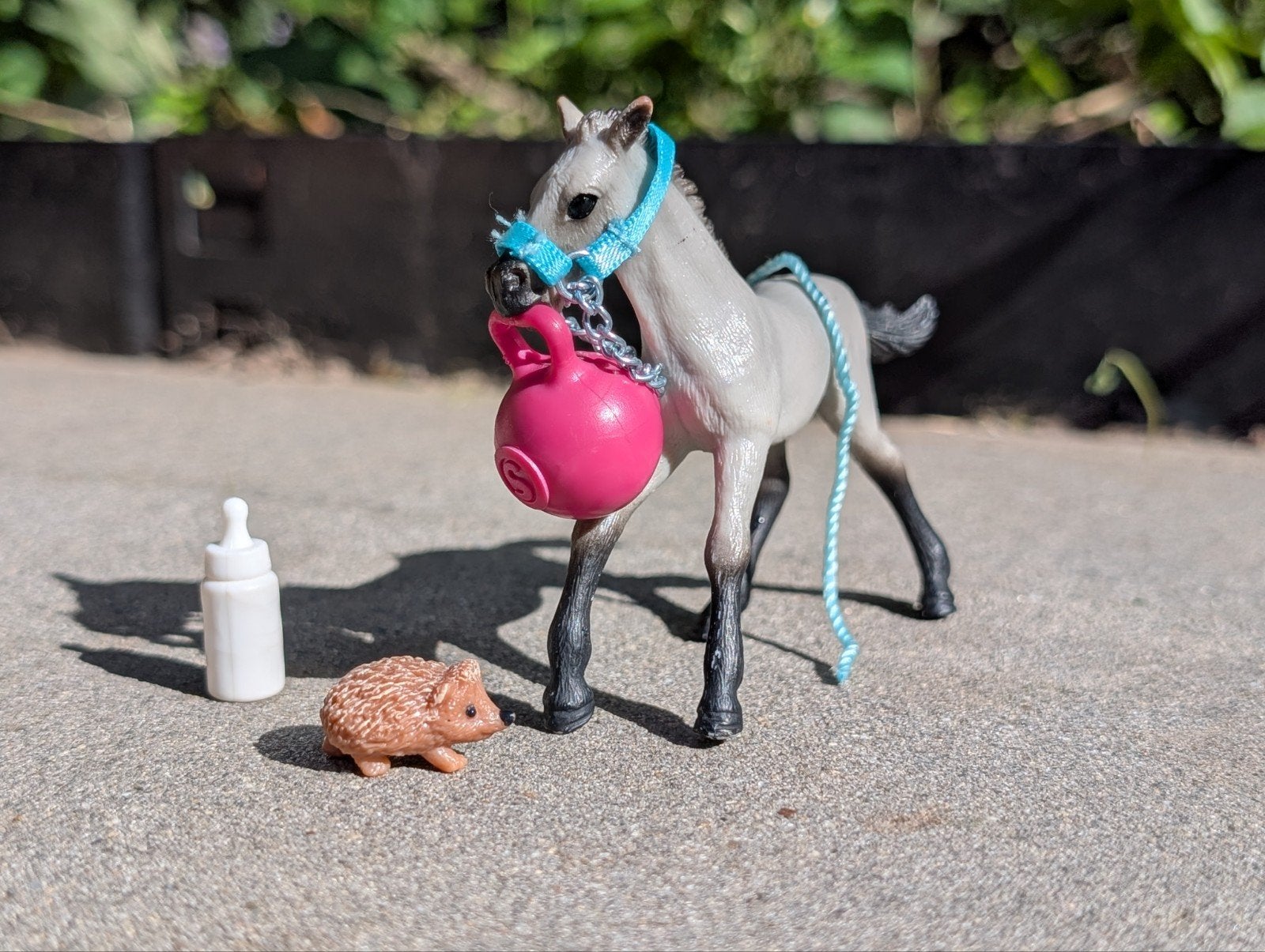 Schleich veulen met accessoires, Ophalen of Verzenden, Zo goed als nieuw