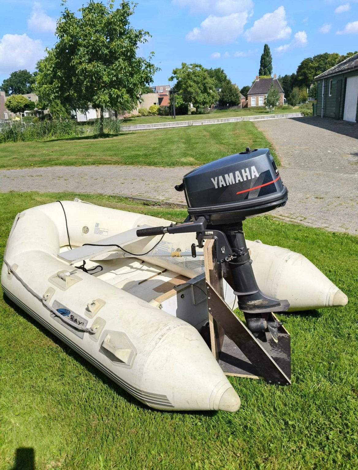 Ray series rubberboot 2,70m met 4pk yamaha, Inclusief motor, Zo goed als nieuw, Overige materialen, Ophalen