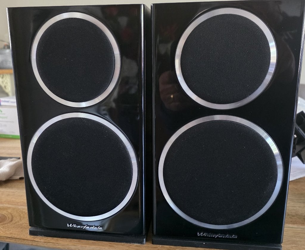 VERKOCHT; Wharfedale Diamond 220 Boekenplank Speakers, Ophalen, Basreflex, Wharfedale, Zo goed als nieuw