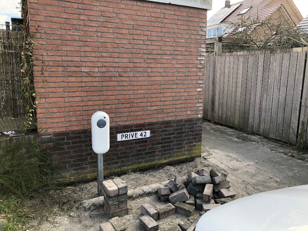 NewMotion laadpaal 22 kW met MID-meter, Ophalen, Gebruikt, Laadpaal