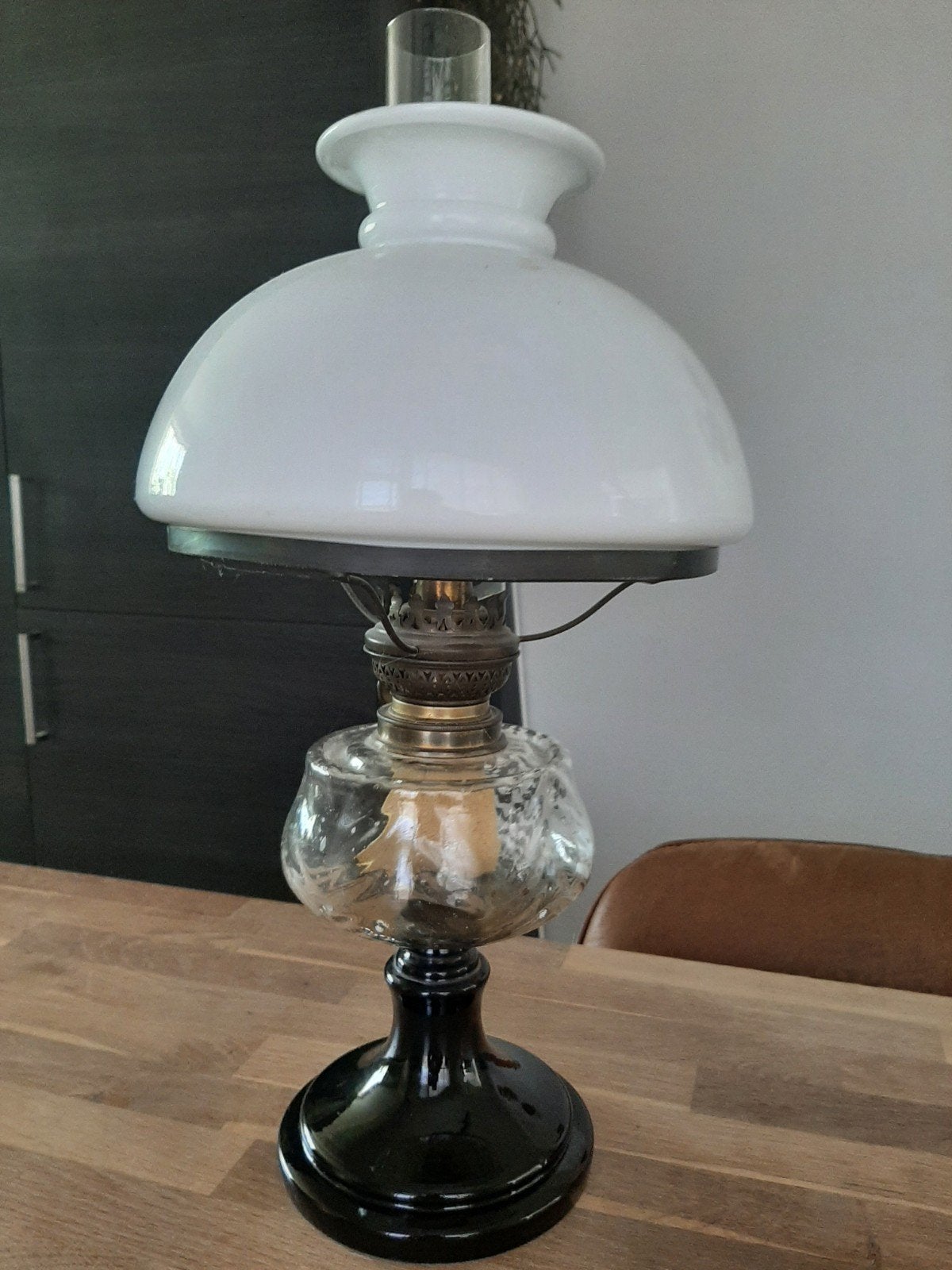 Olielamp te koop, Ophalen