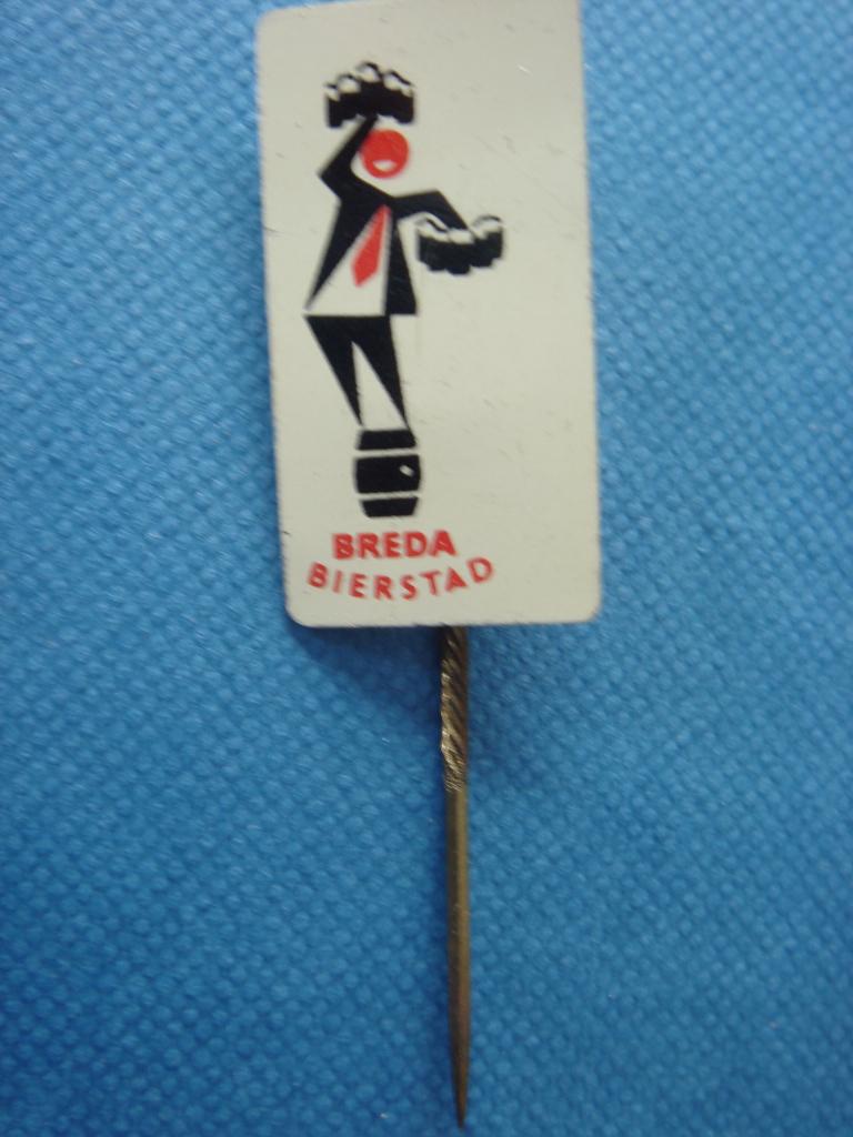 Speld Breda Bierstad, Verzamelen, Speldjes, Pins en Buttons, Ophalen of Verzenden, Gebruikt, Overige onderwerpen, Speldje of Pin