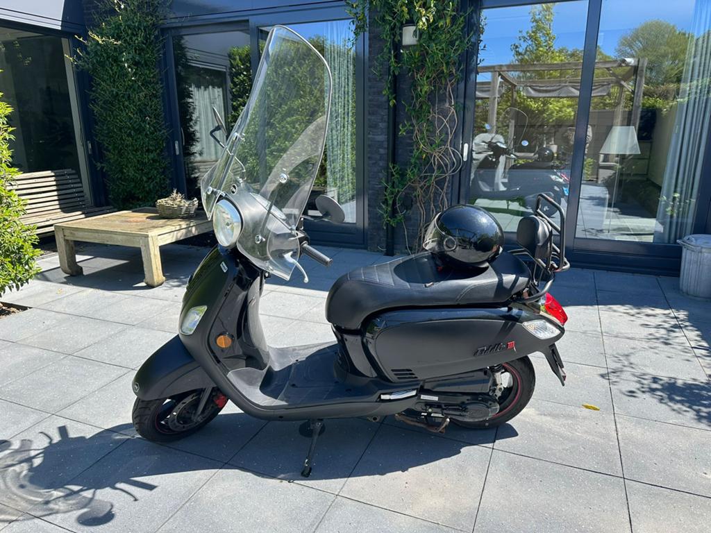 Nette mat zwart Sym Fiddle 3 50cc 4-takt, Ophalen, Zo goed als nieuw, Benzine, Fiddle