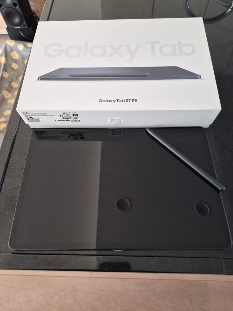 Samsung Galaxy Tab S7 FE 12.4 inch WiFi 64GB Zwart, Galaxy Tab S7 FE, 12 inch, Ophalen of Verzenden, Zo goed als nieuw