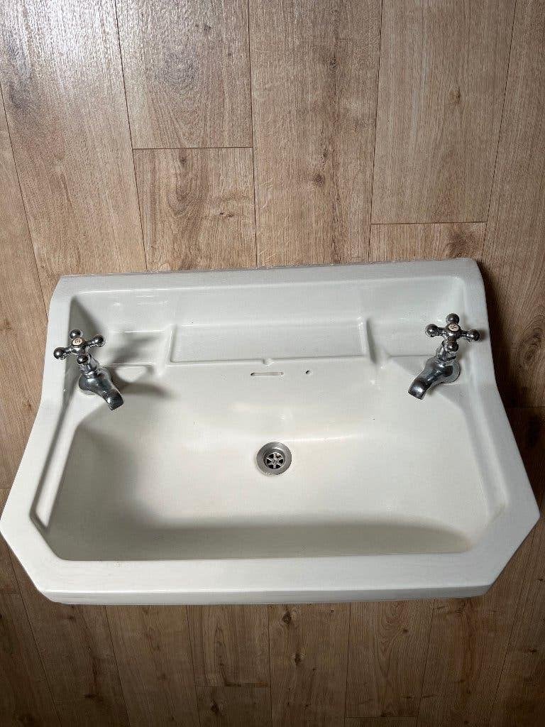 klassieke keramische wastafel 1920–1950, Doe-het-zelf en Verbouw, Sanitair, Ophalen, Gebruikt, Wastafel