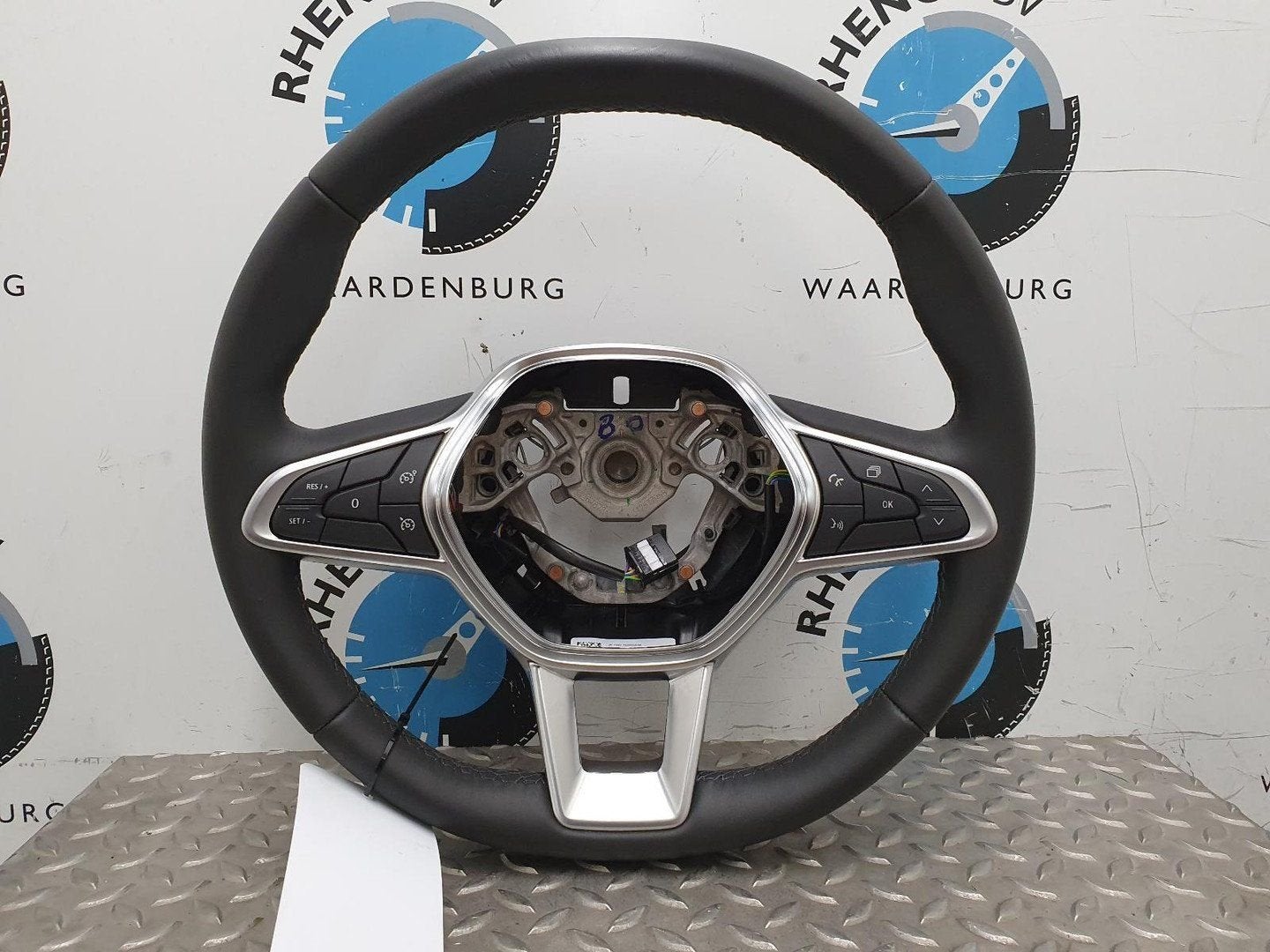 RENAULT CLIO ICONIC STUURWIEL 2020, Gebruikt, -, -, Ophalen of Verzenden