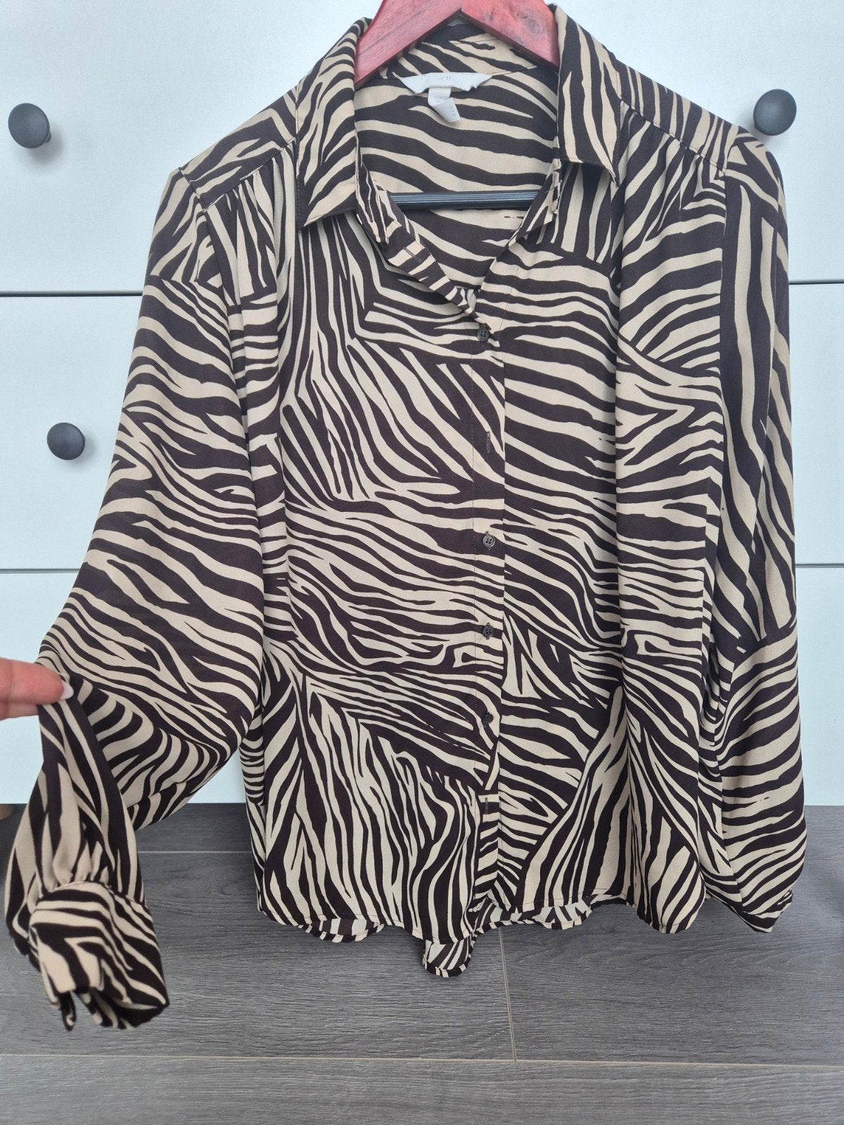 H&M Blouse met Zebra / Tijger Print - Bruin Beige - Maat 40, Maat 38/40 (M), H&M, Meerkleurig, Ophalen of Verzenden