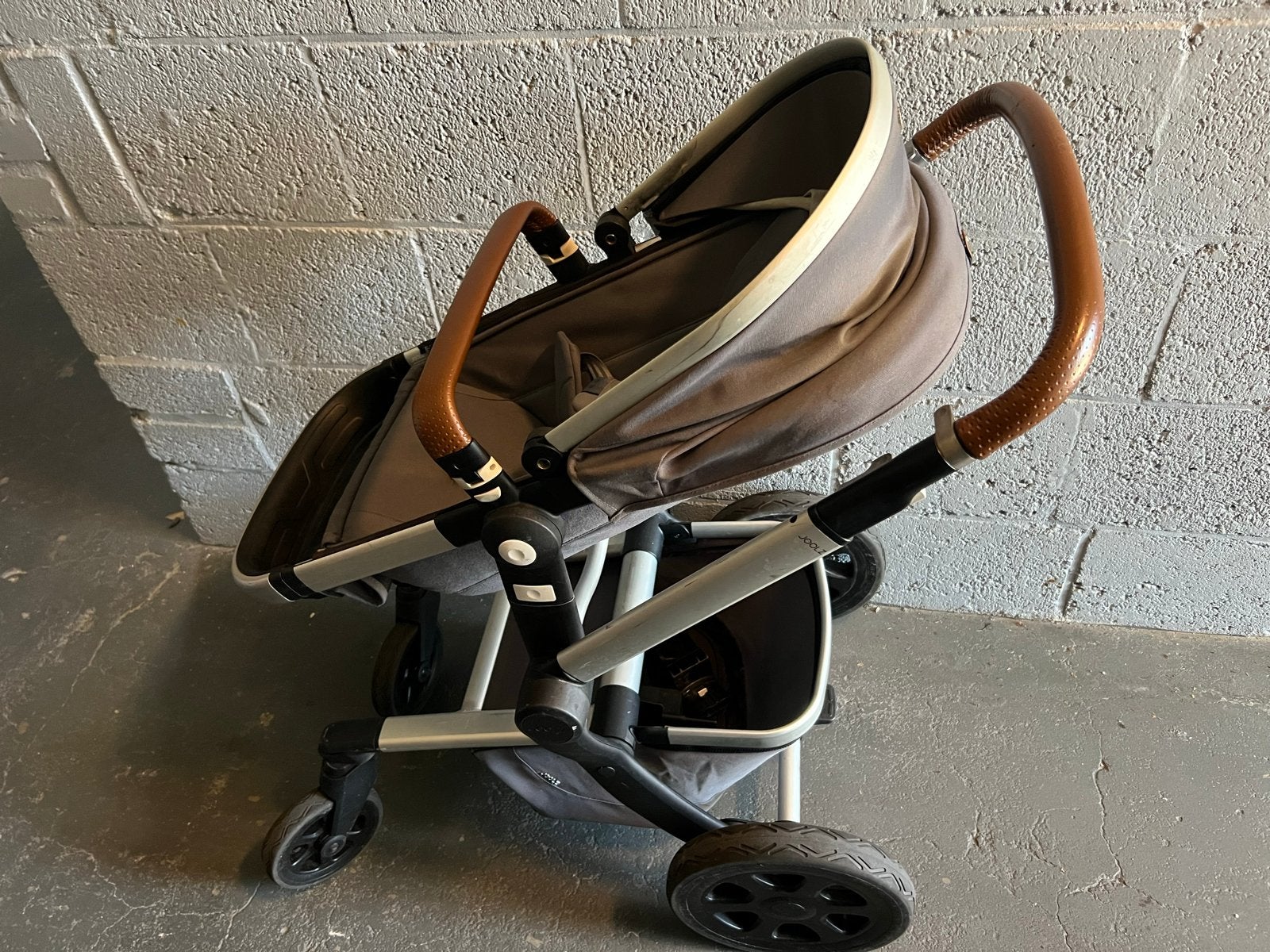 Joolz Day Hippogrey Kinderwagen met adapters en winterzak, Gebruikt, Met autostoeltje, Ophalen, Kinderwagen