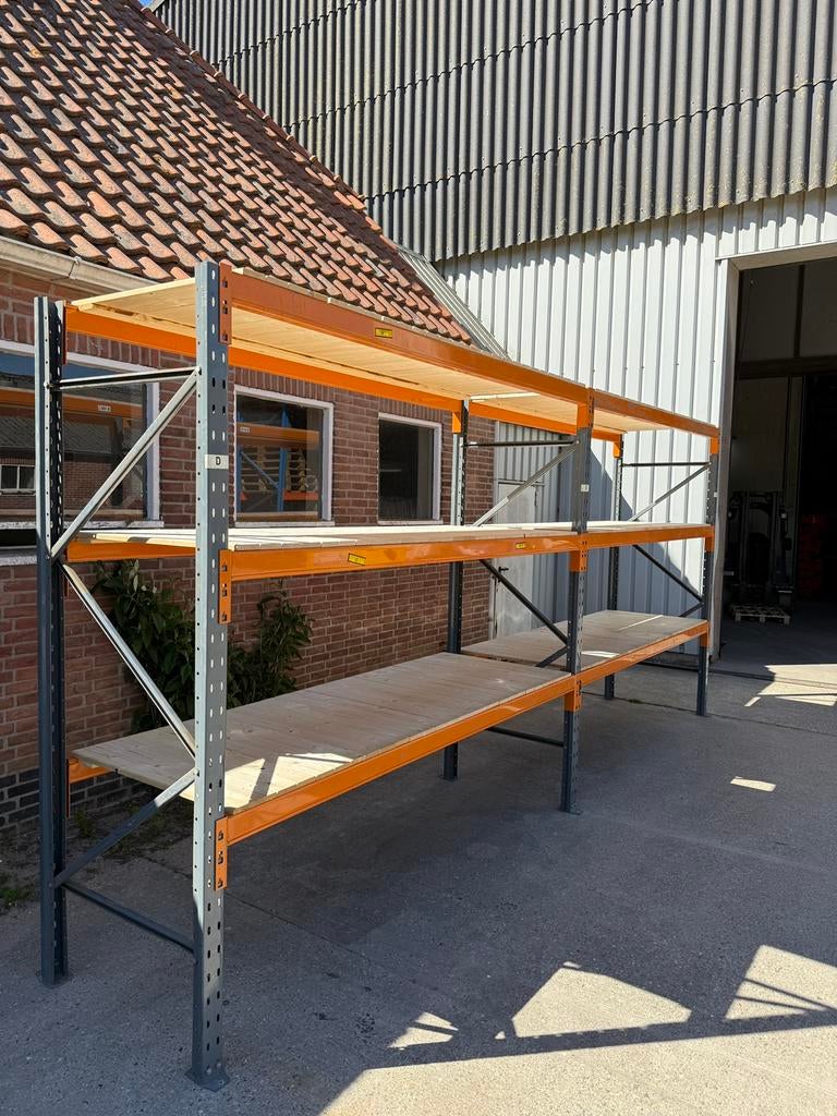 Dexion palletstelling / Grootvakstelling, Ophalen