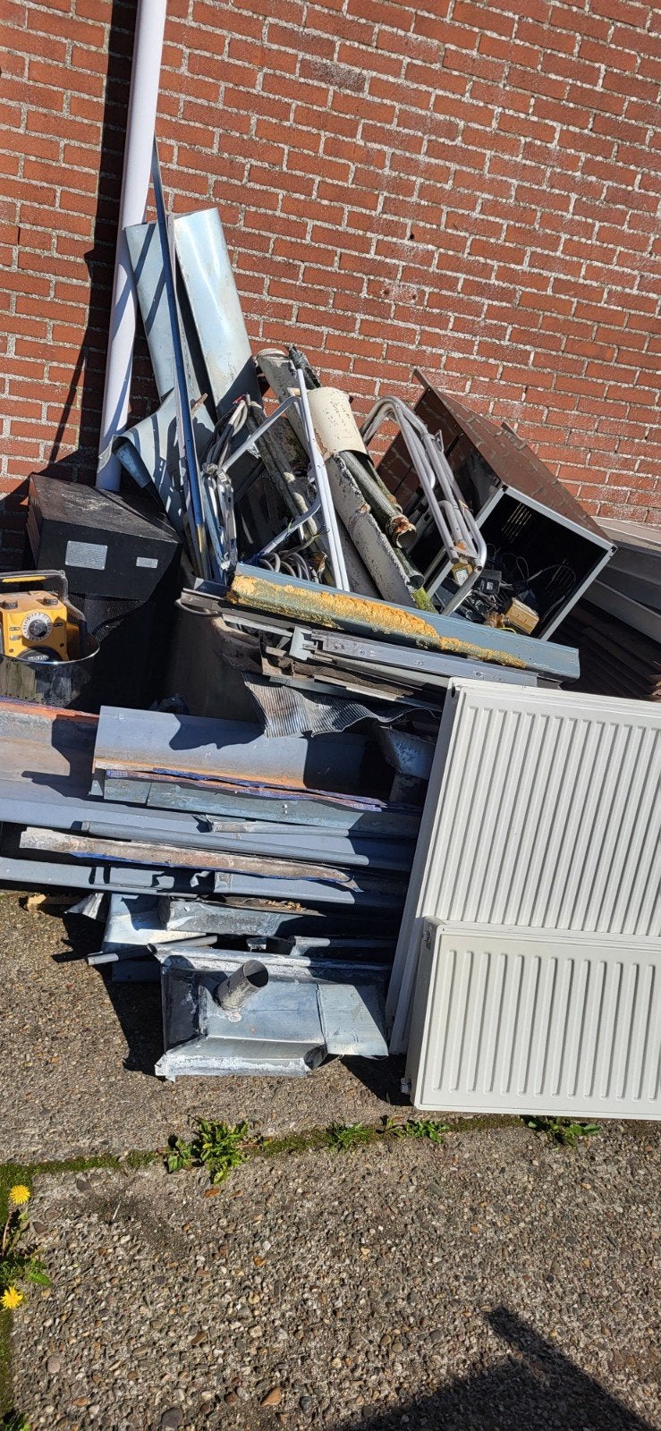 GRATIS OUD IJZER EN OUDE METALEN GEZOCHT, Ophalen