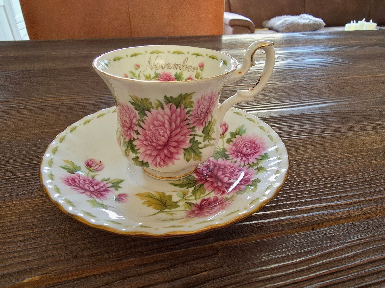Royal Albert Flower of the month: November, Ophalen of Verzenden