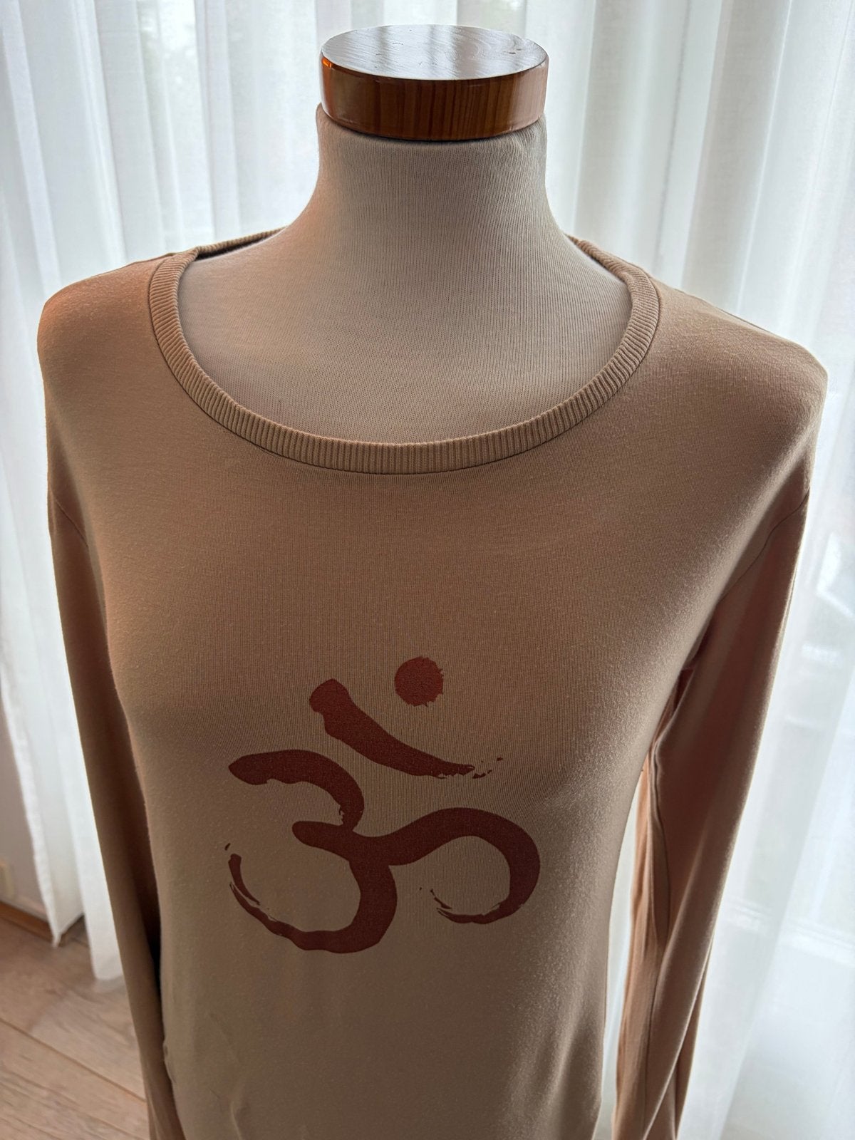 Urban Goddess Yoga Shirt - Lange Mouw - Maat L, Kleding | Dames, Beige, Maat 42/44 (L), Ophalen of Verzenden, Zo goed als nieuw