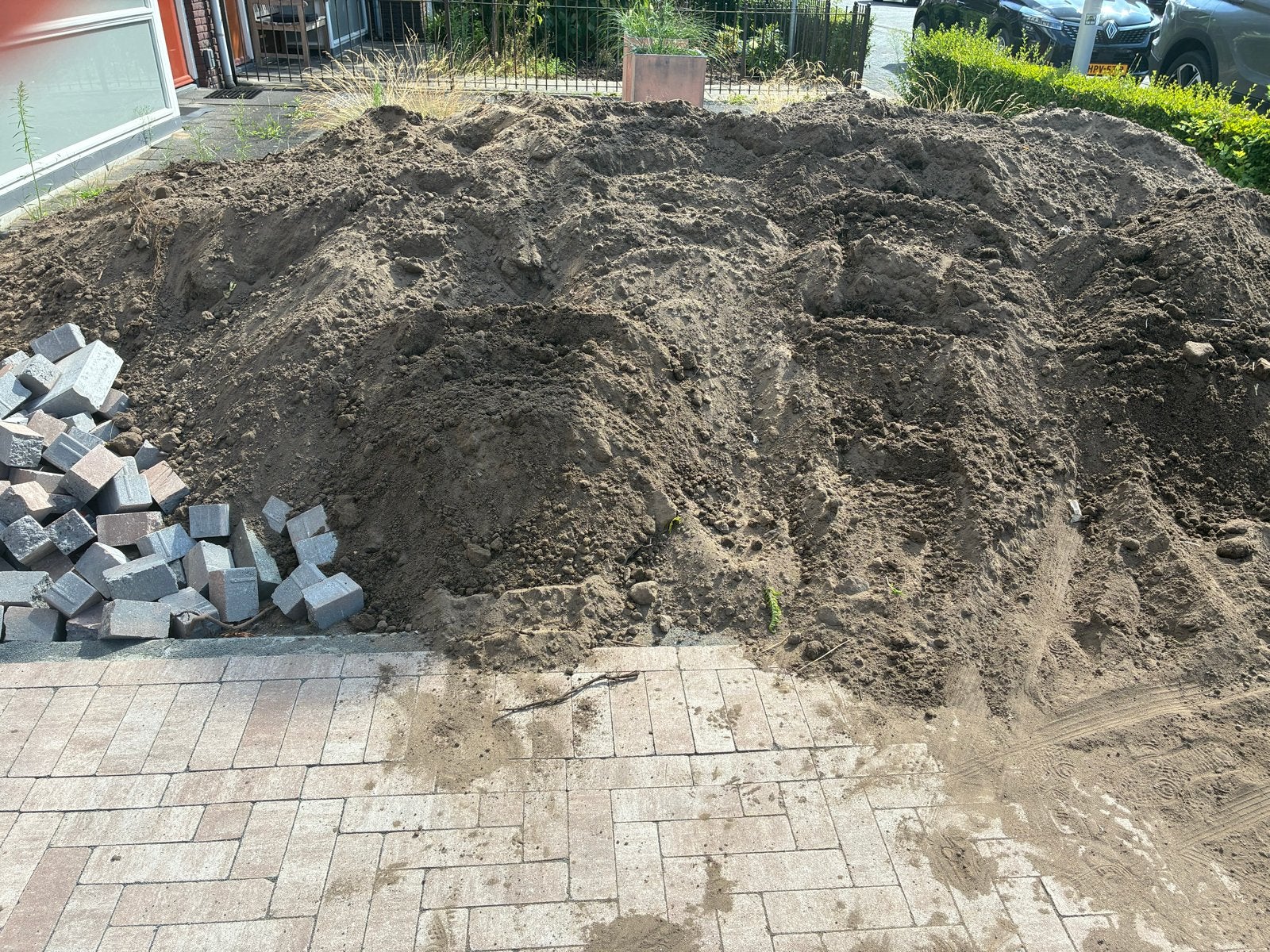 Zwart zand voor diverse tuinklussen, Tuin en Terras, Zand, Ophalen, Gebruikt, Ophoogzand