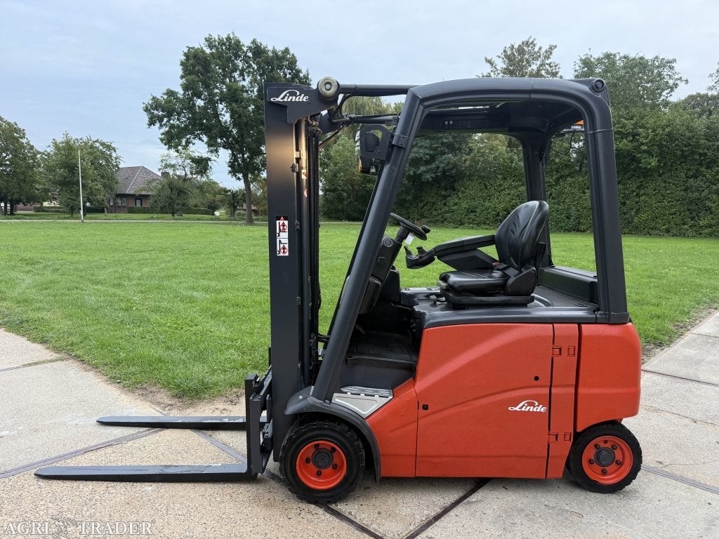 Linde 1800KG elektrisch 3-delig freelift Sideshift accu 2020, Info@vanbeurdenheftrucks.nl, Linde, Heftruck, Ophalen of Verzenden