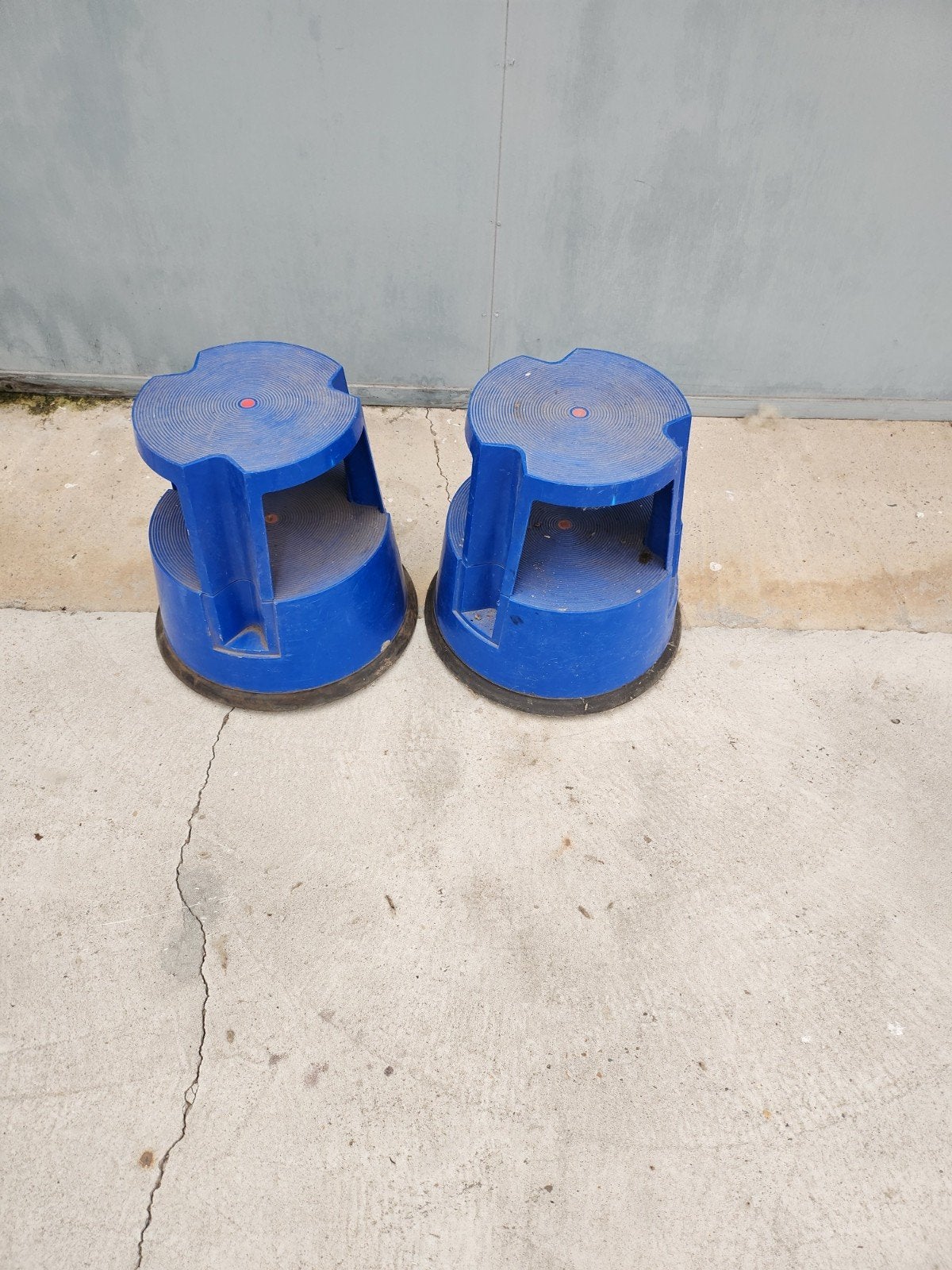 Blauwe kunststof opstapjes - 2 stuks, Huis en Inrichting, Krukjes, Ophalen