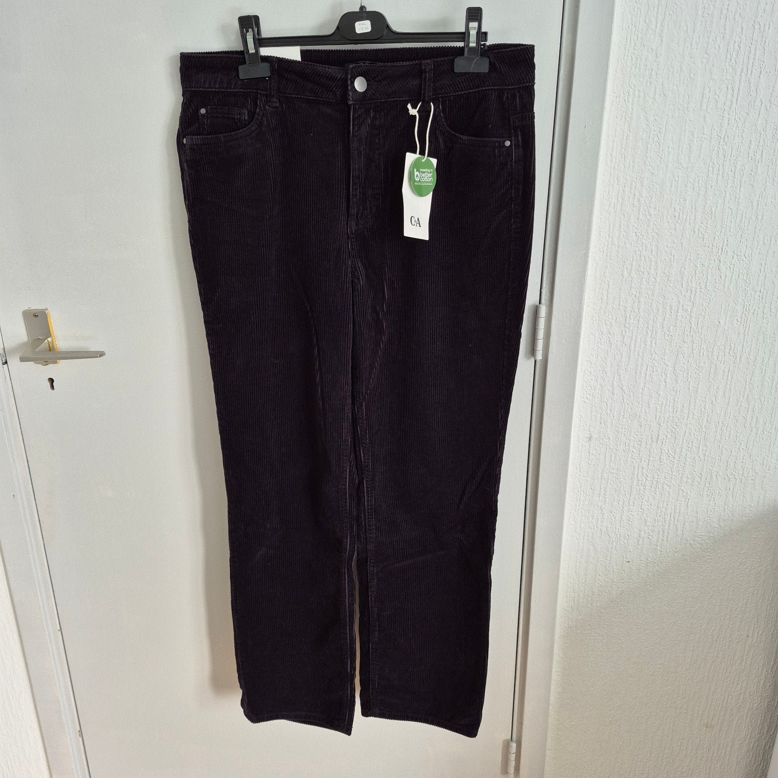 Nieuwe C&A Zwarte Ribbroek Dames Maat 44 High Straight, Kleding | Dames, Broeken en Pantalons, Ophalen of Verzenden