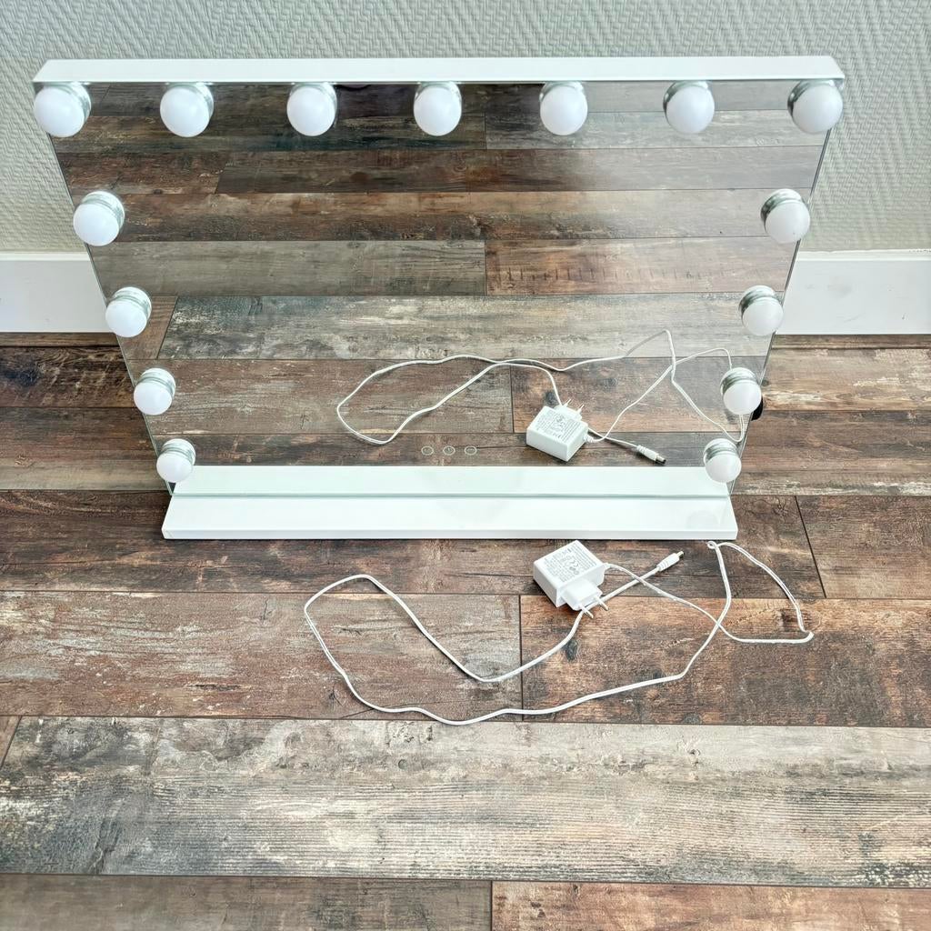 Make-up spiegel met verlichting, Ophalen, Zo goed als nieuw, E27 (groot), Led-lamp