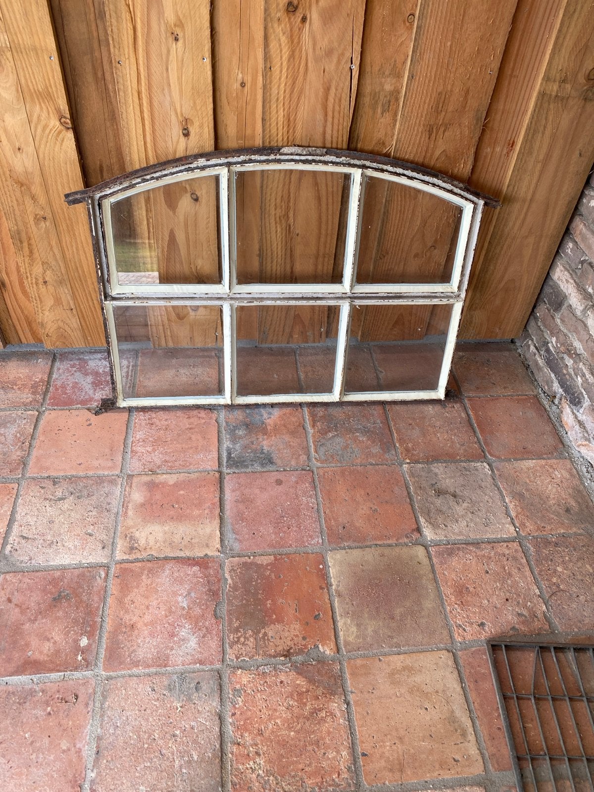 Gebogen raam met 6 ruiten - Vintage, Doe-het-zelf en Verbouw, Glas en Ramen, Ophalen, Gevelraam of Ruit, Gebruikt, Minder dan 80 cm
