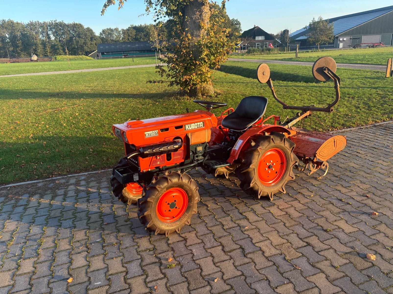 Kubota b7001 4wd MET KENTEKEN, Ophalen, Overige typen