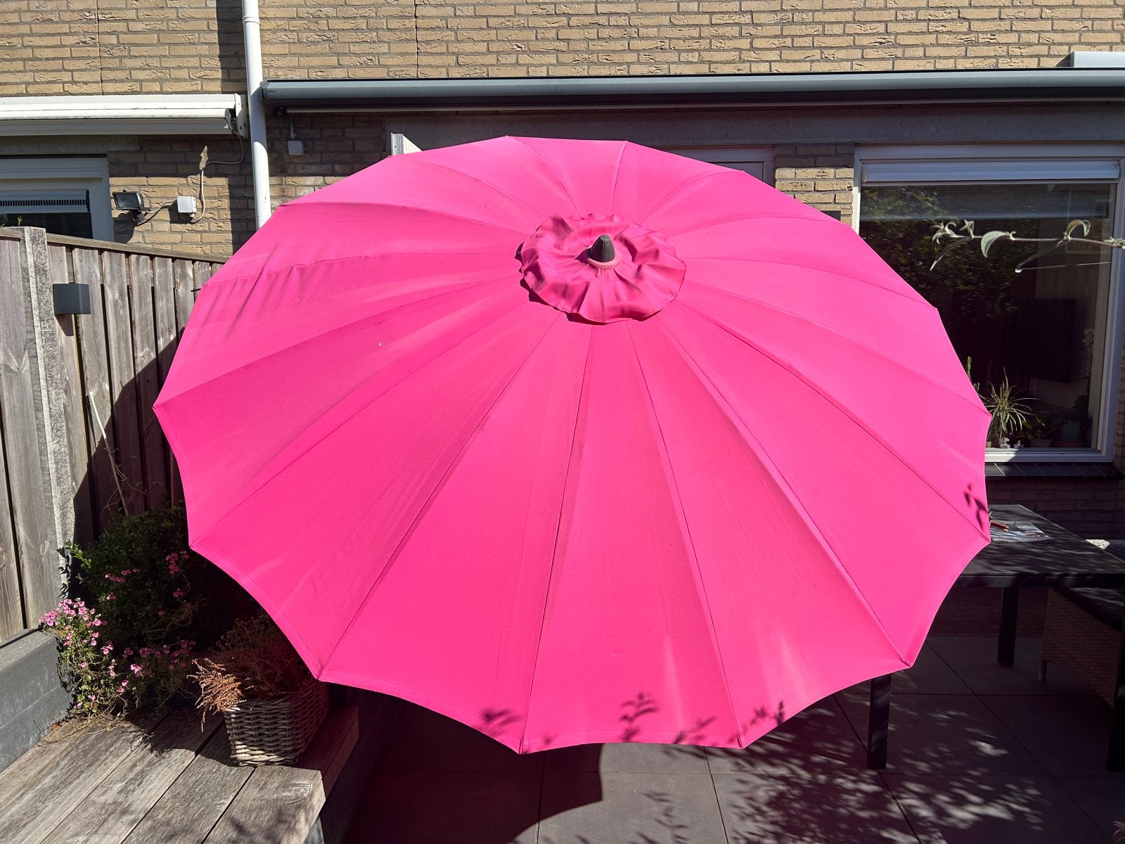 Parasol zonder voet, Tuin en Terras, Ophalen, Gebruikt, Kantelbaar, 2 tot 3 meter