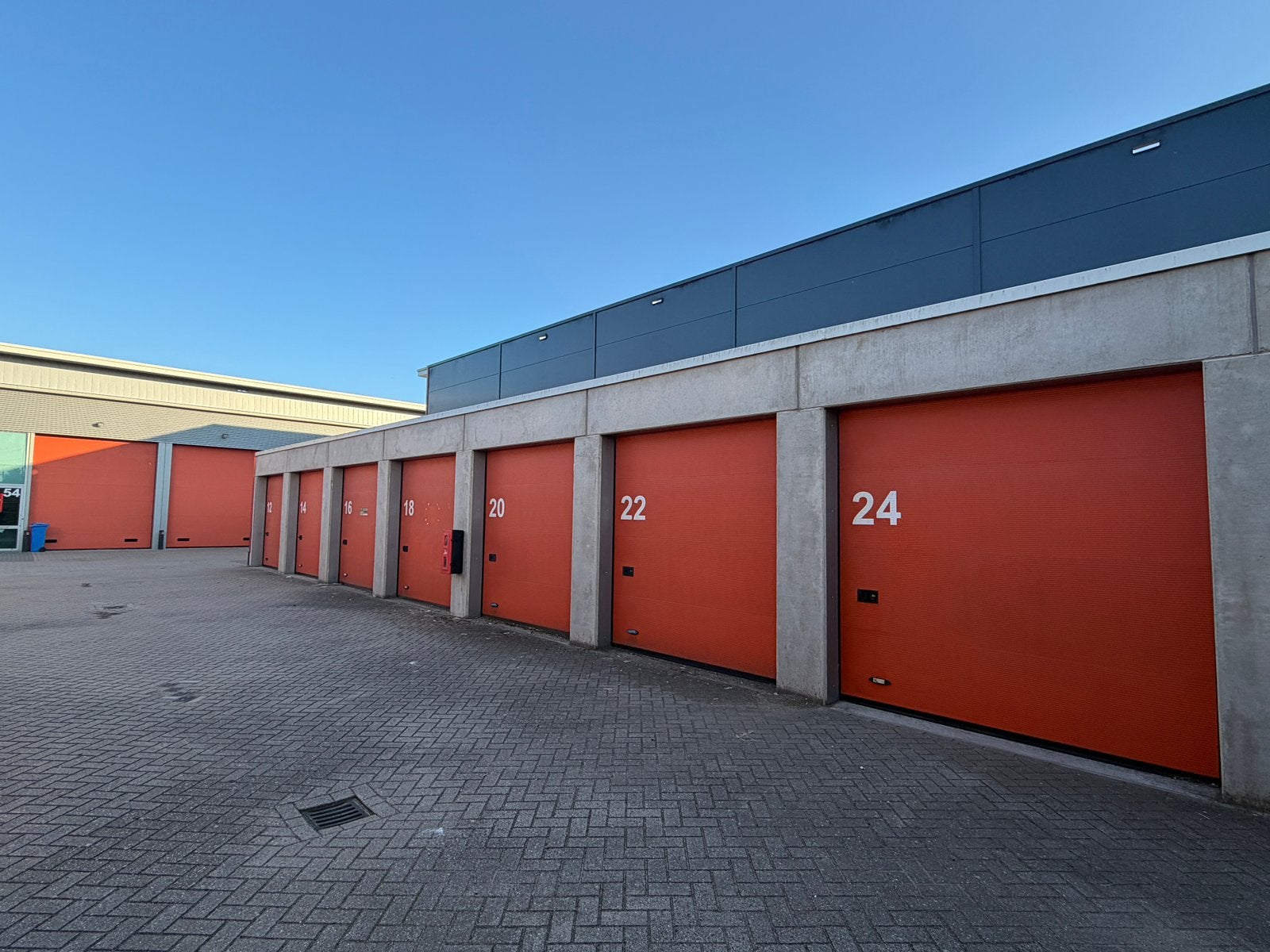 Garagebox in Nesselande 18m2
